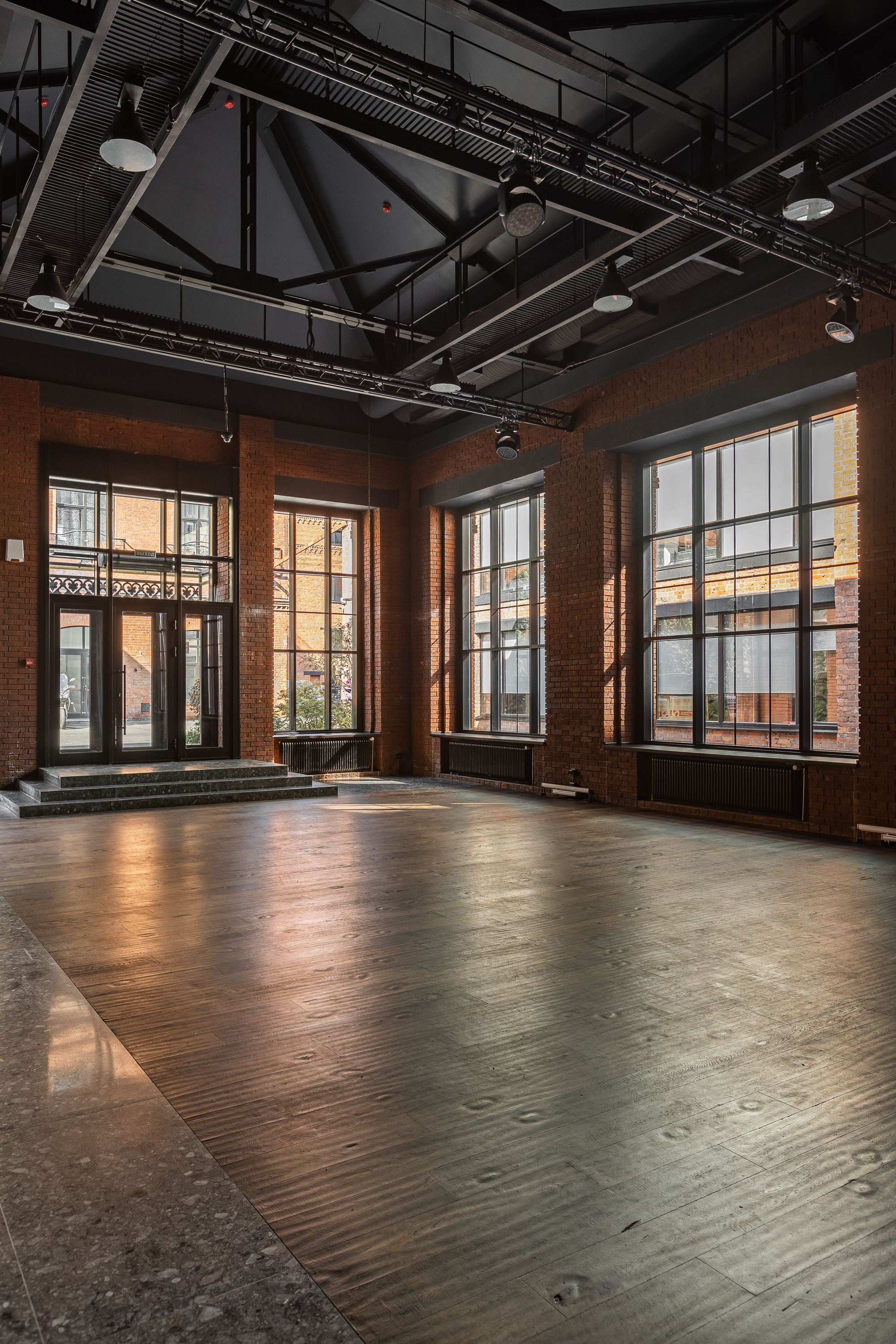 MJ Hall Москва. Интерьерный фотограф в Москве Роман Потапов