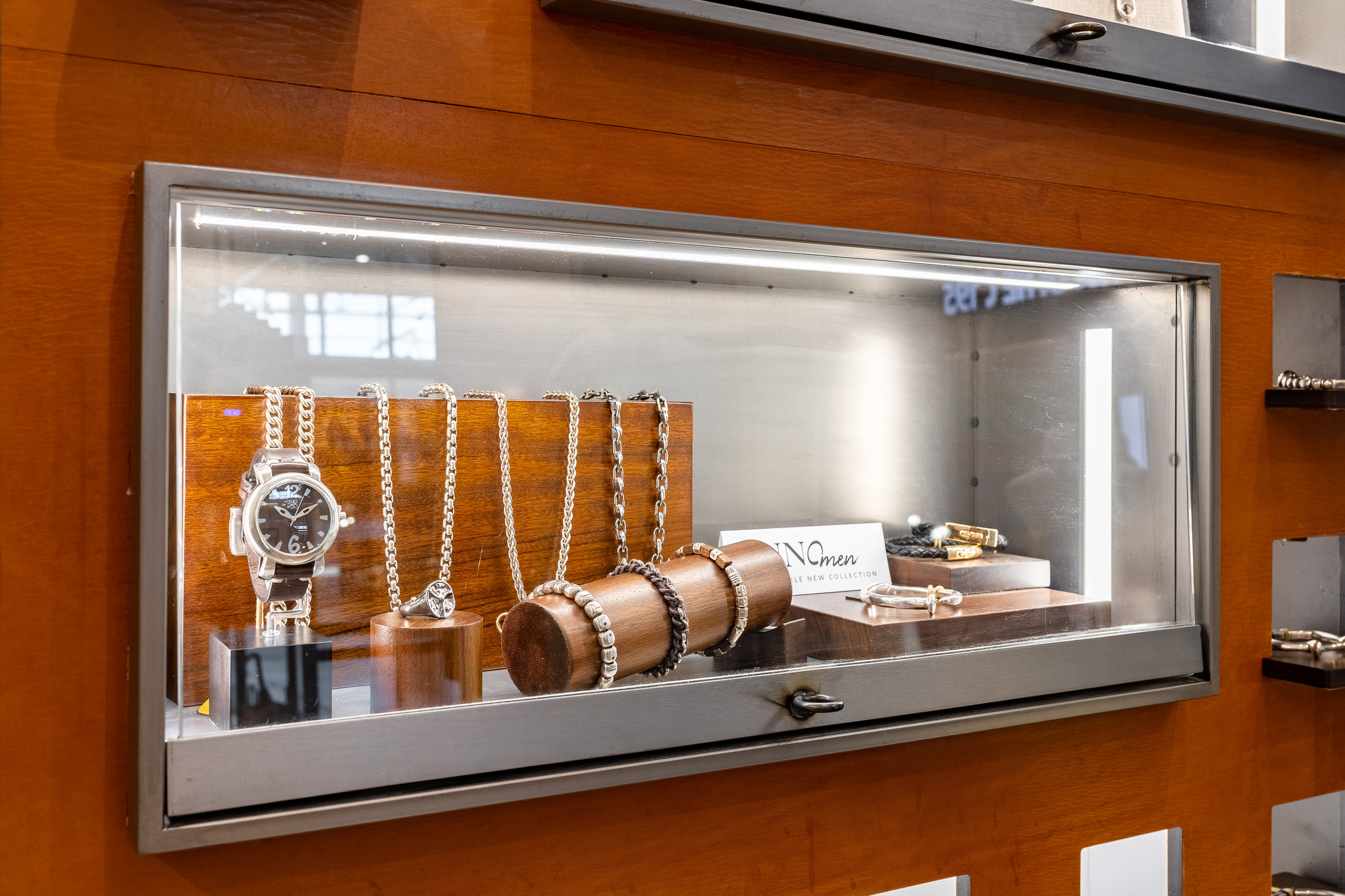 UnoDe50. Интерьерный фотограф в Москве Роман Потапов