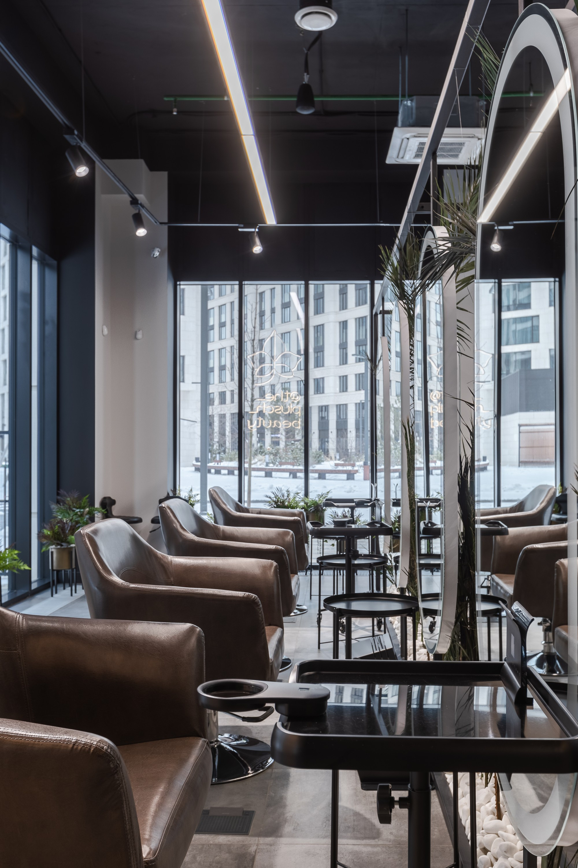 Салон Красоты Плющ. Интерьерный фотограф в Москве Роман Потапов