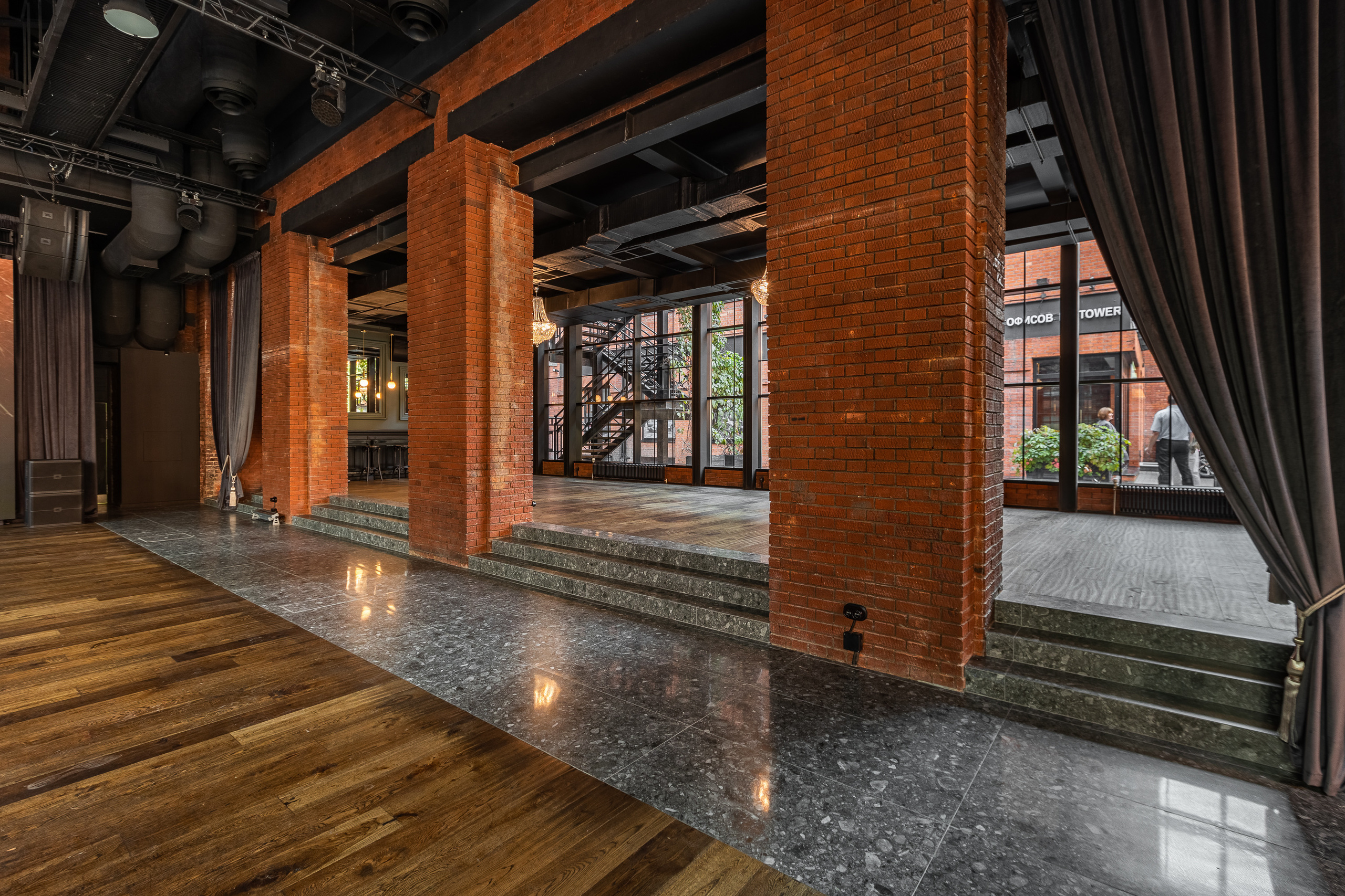 MJ Hall Москва. Интерьерный фотограф в Москве Роман Потапов