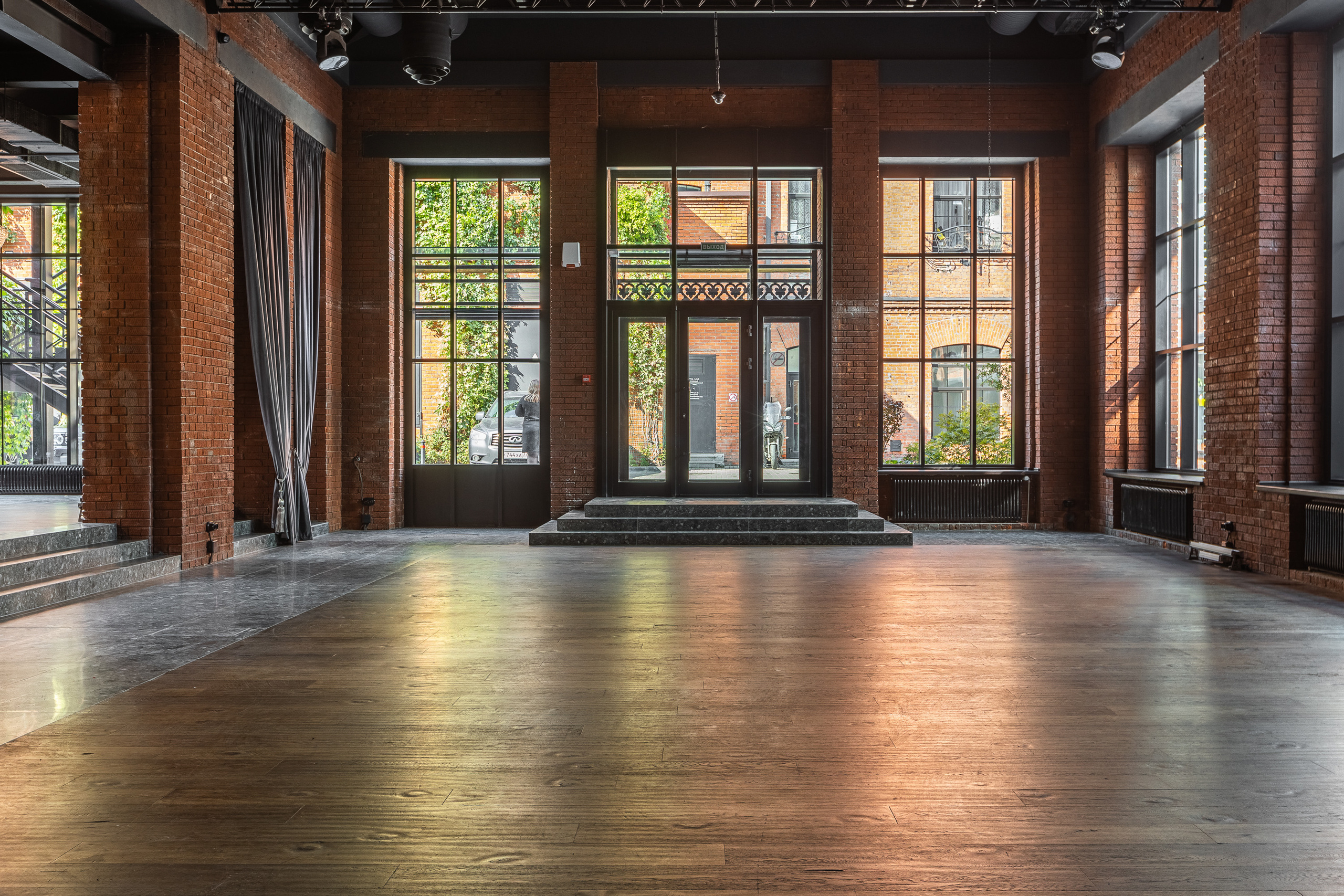 MJ Hall Москва. Интерьерный фотограф в Москве Роман Потапов