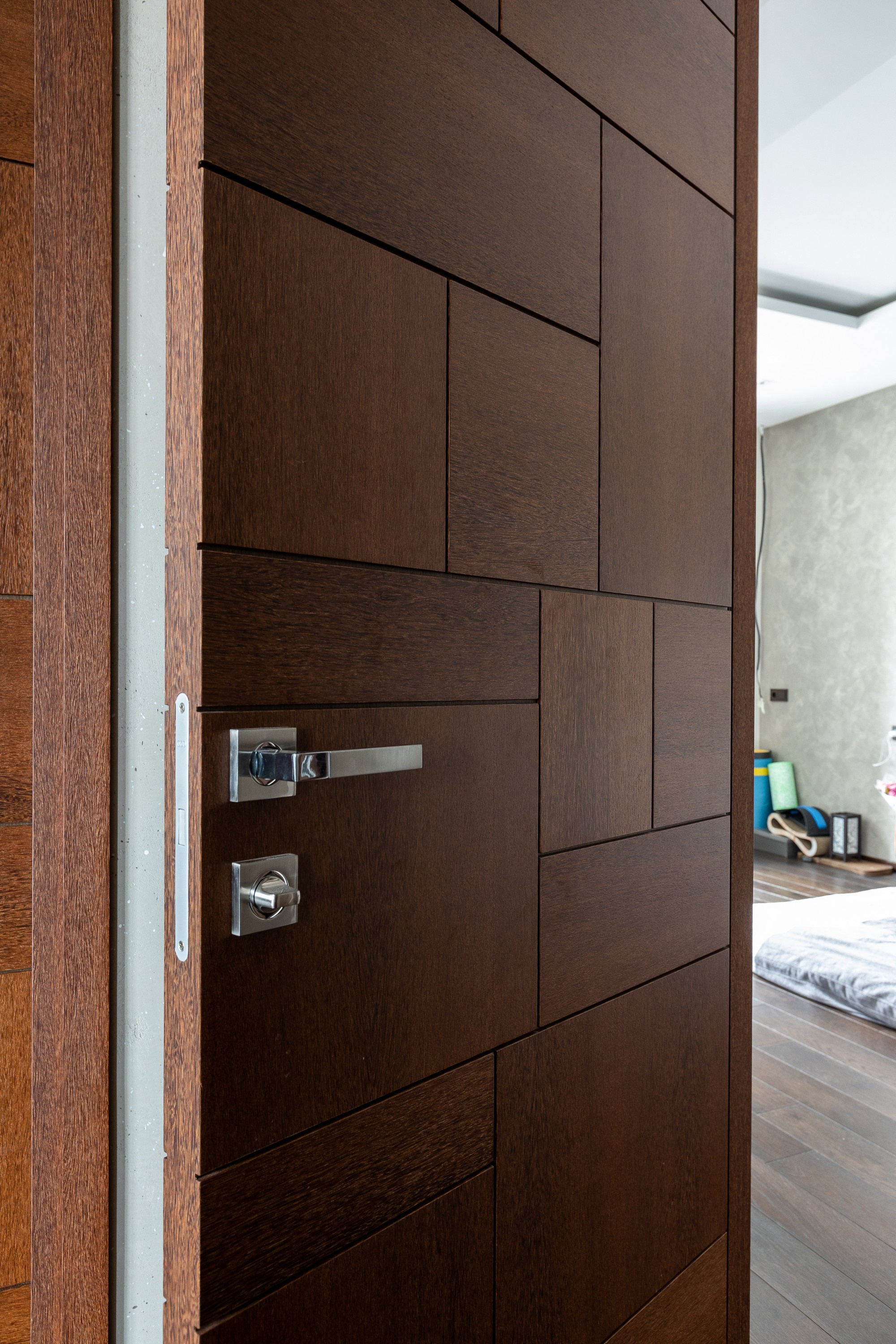 Кухня и двери от компании Reyki Store. Интерьерный фотограф в Москве Роман Потапов