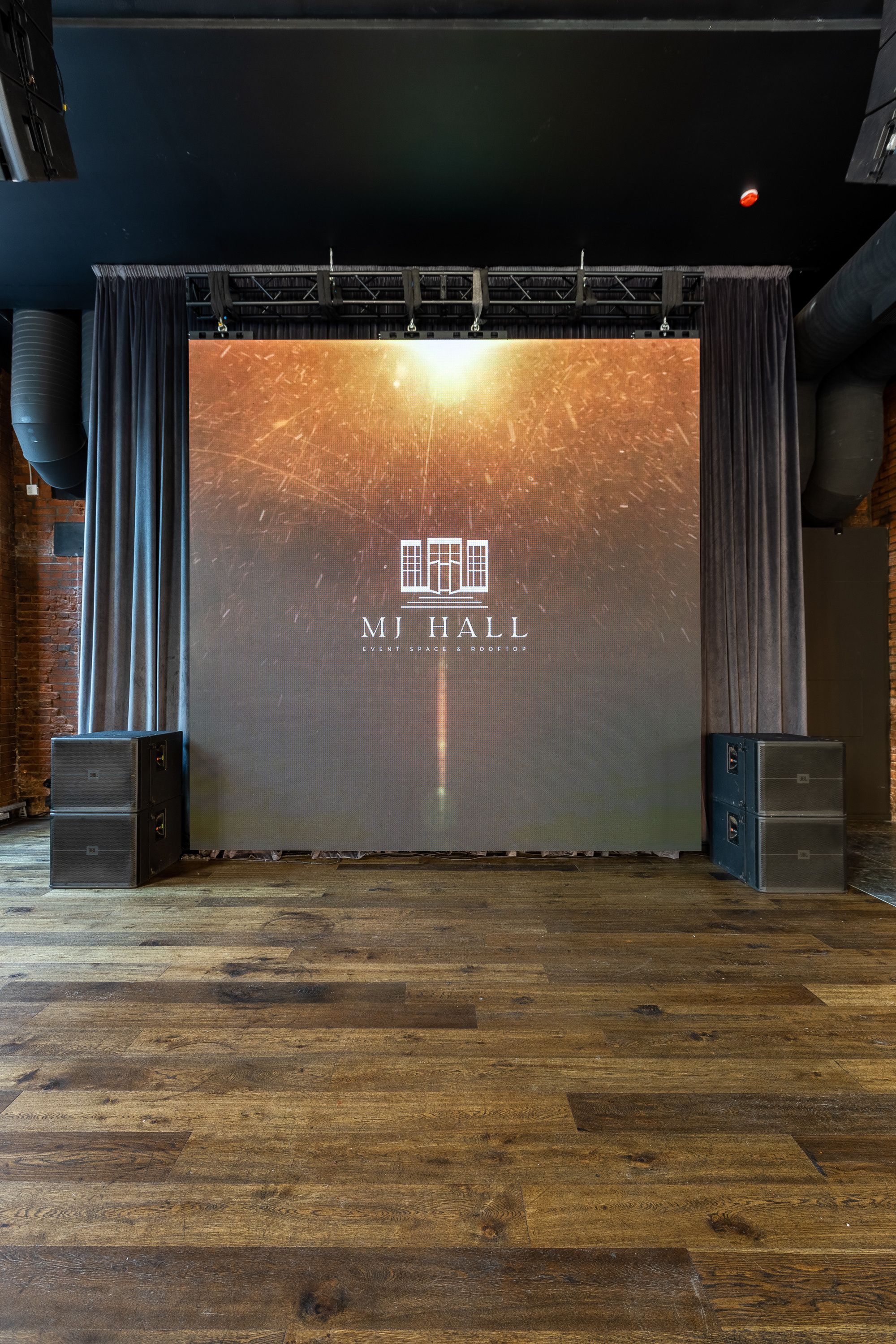 MJ Hall Москва. Интерьерный фотограф в Москве Роман Потапов