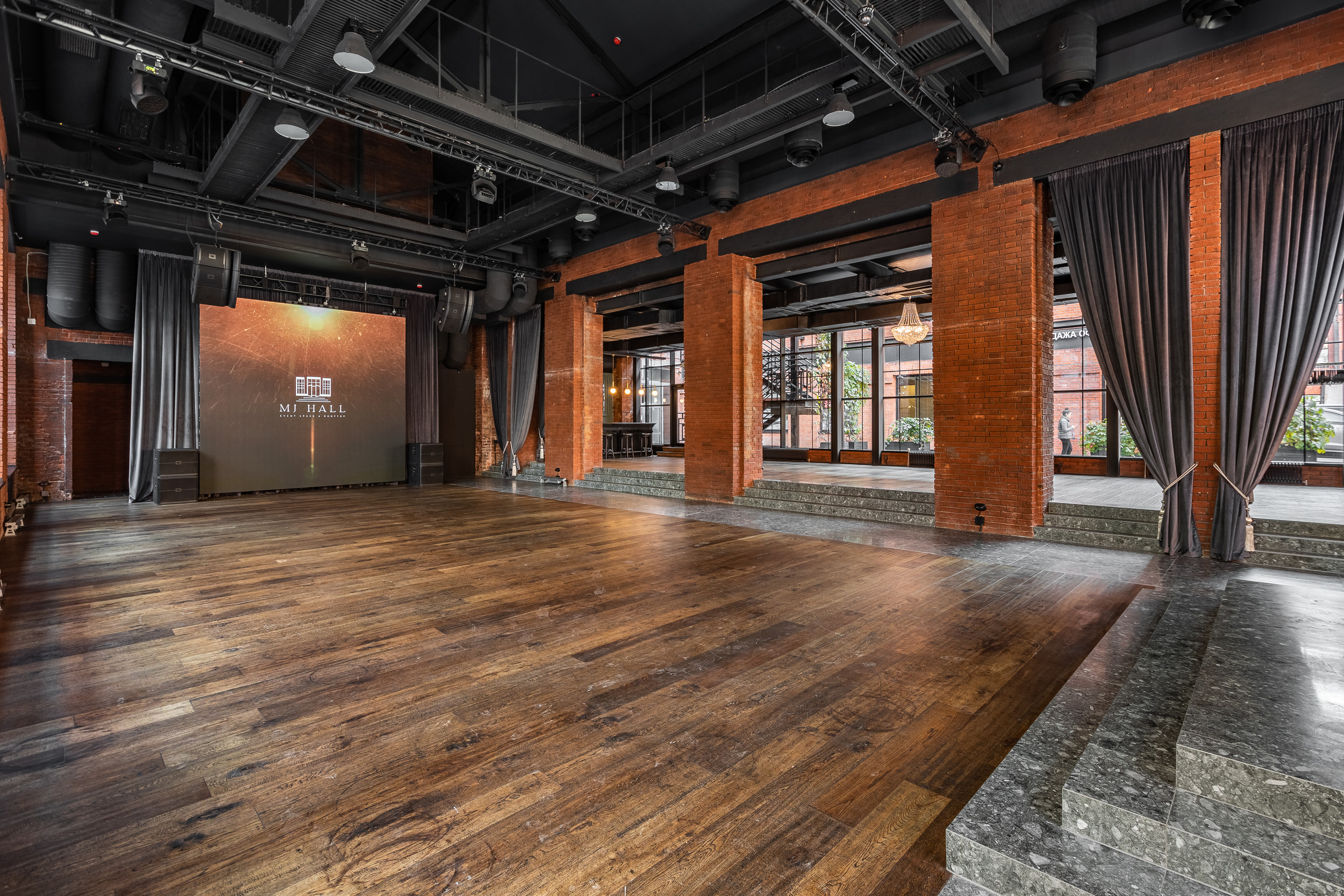 MJ Hall Москва. Интерьерный фотограф в Москве Роман Потапов