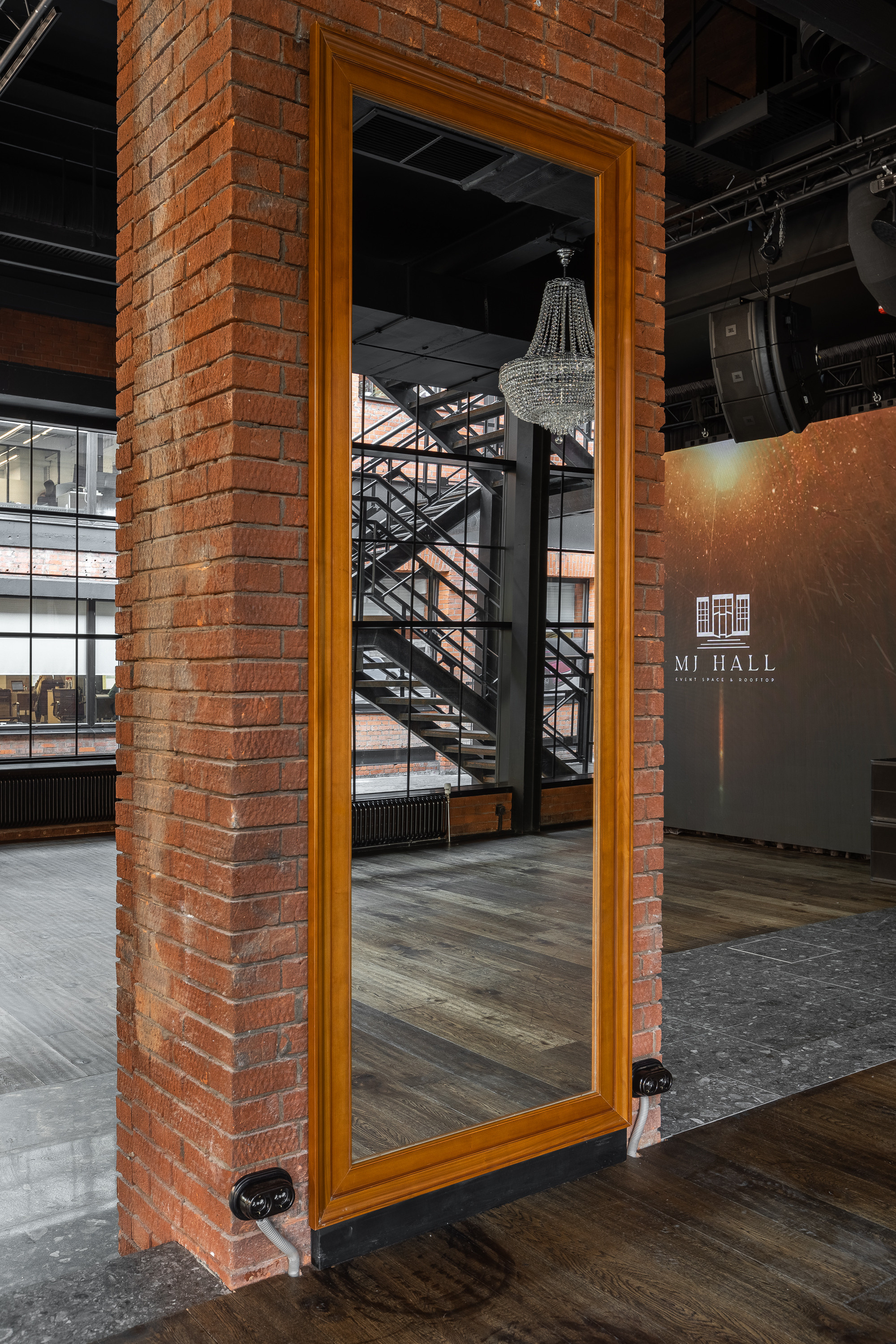 MJ Hall Москва. Интерьерный фотограф в Москве Роман Потапов