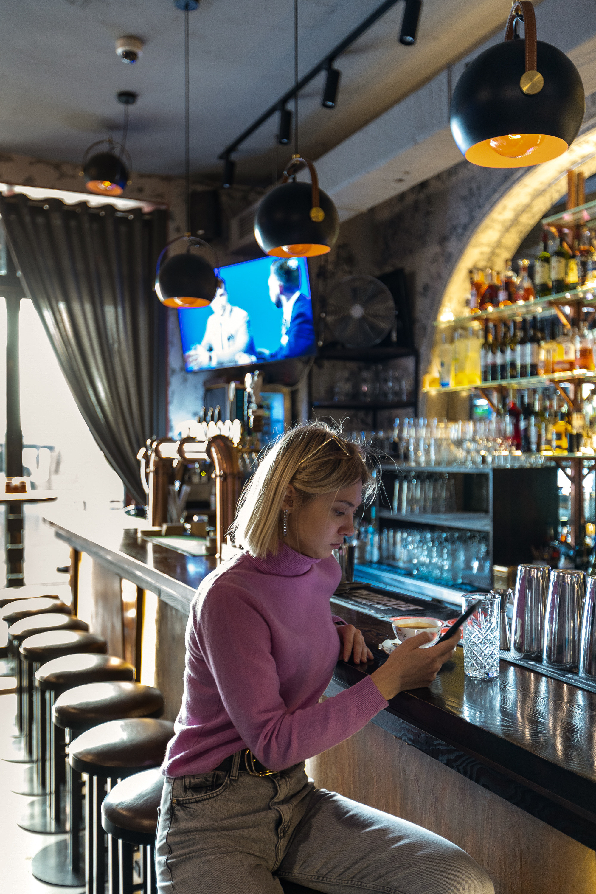 Давно. Бар на Патриарших. Интерьерный фотограф в Москве Роман Потапов