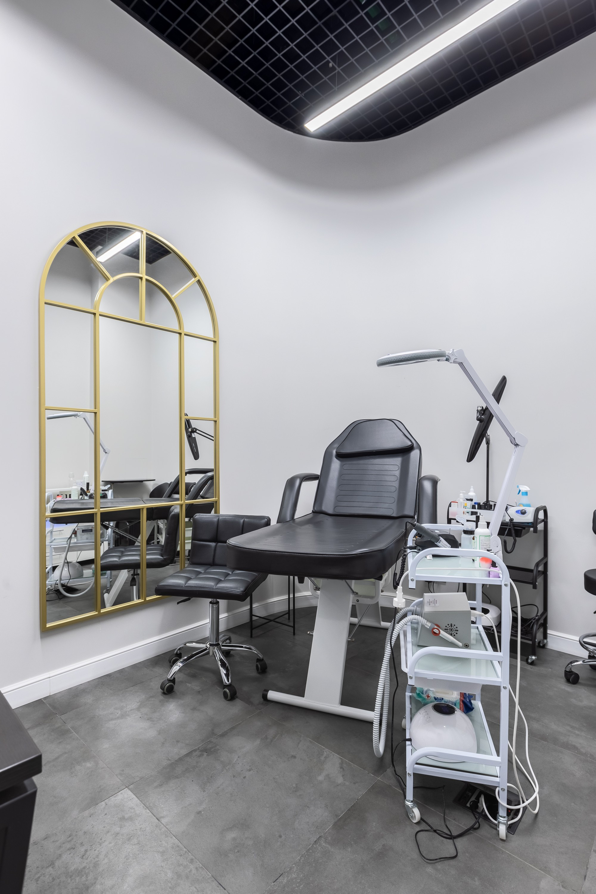 Салон Красоты Плющ. Интерьерный фотограф в Москве Роман Потапов