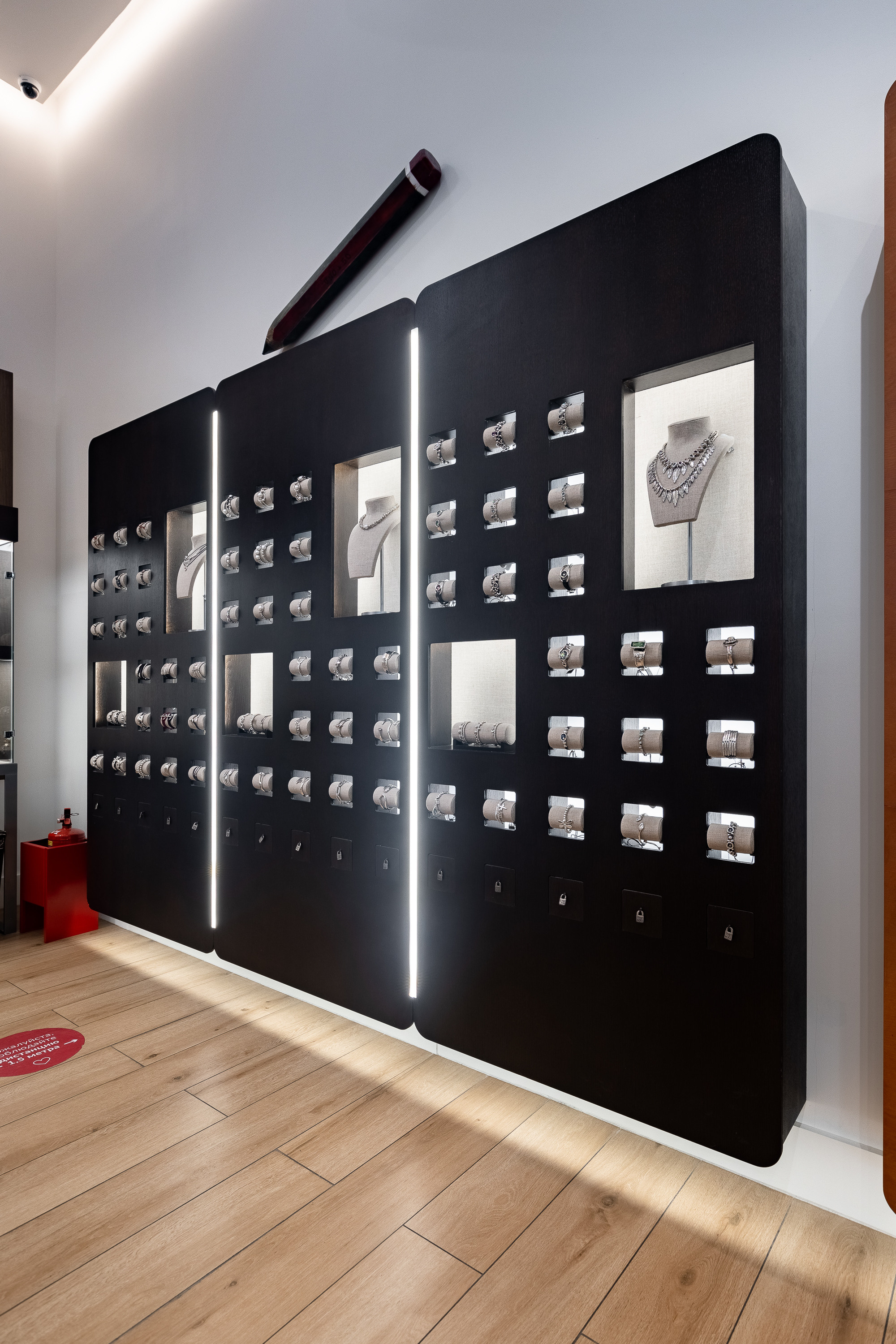 UnoDe50. Интерьерный фотограф в Москве Роман Потапов