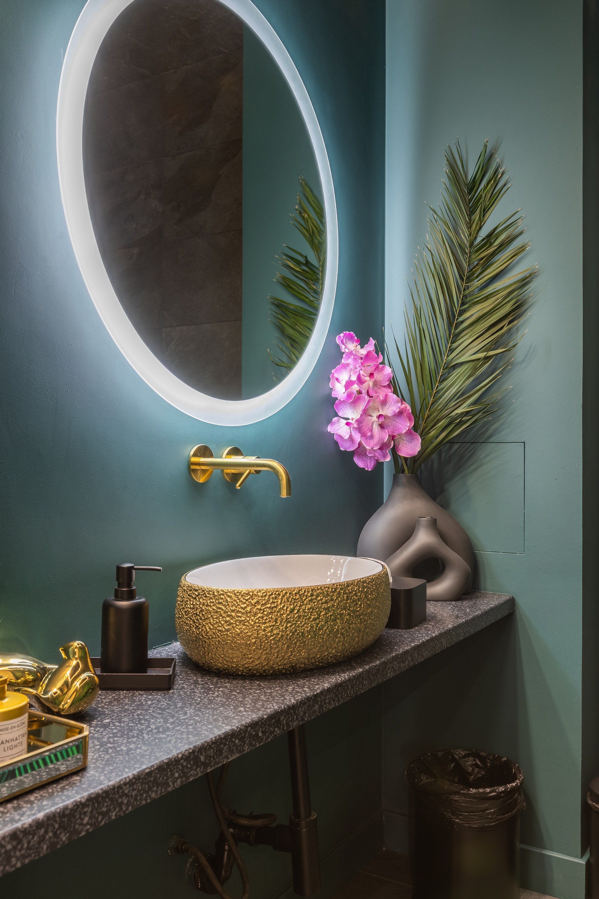 Салон Красоты Плющ. Интерьерный фотограф в Москве Роман Потапов