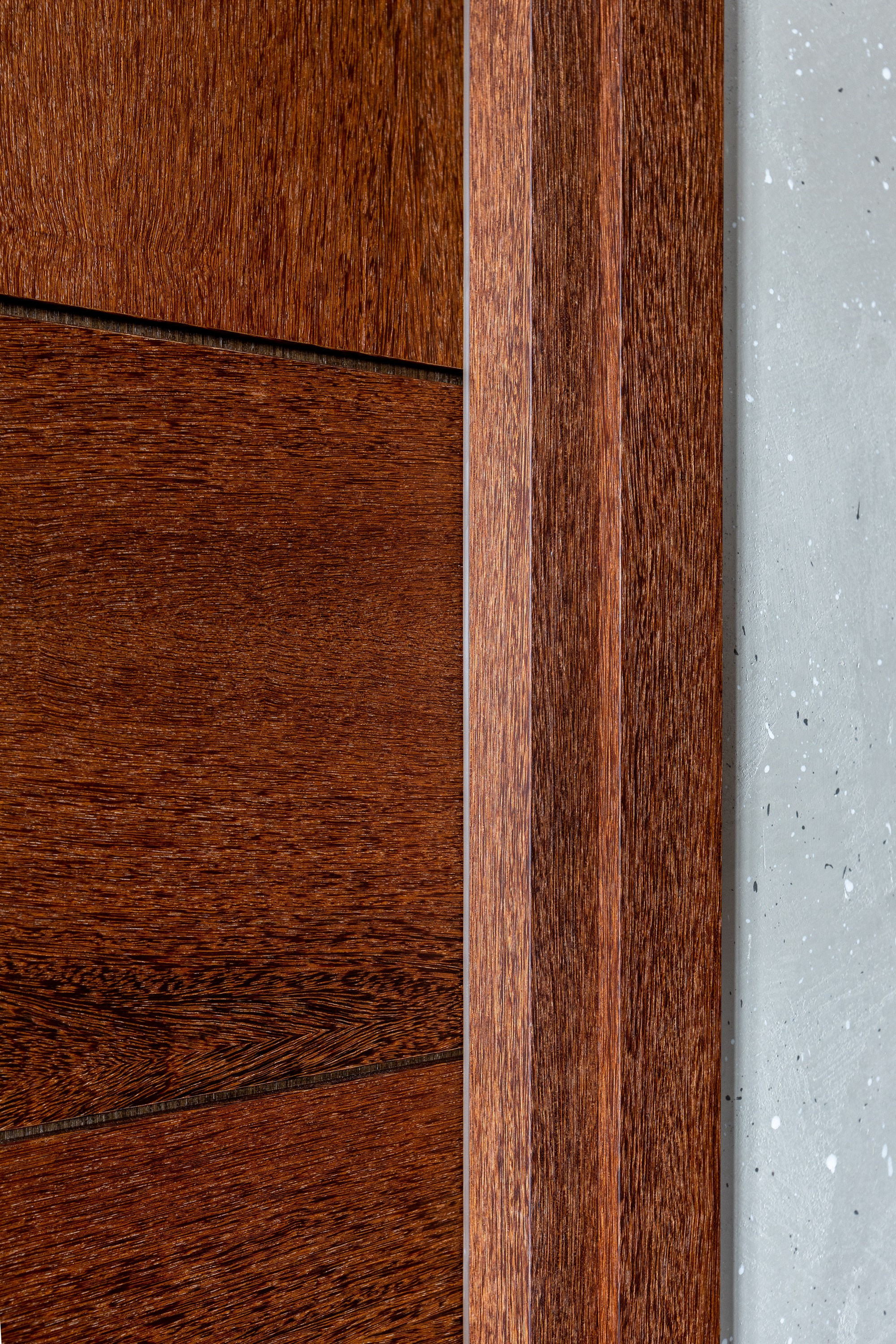 Кухня и двери от компании Reyki Store. Интерьерный фотограф в Москве Роман Потапов