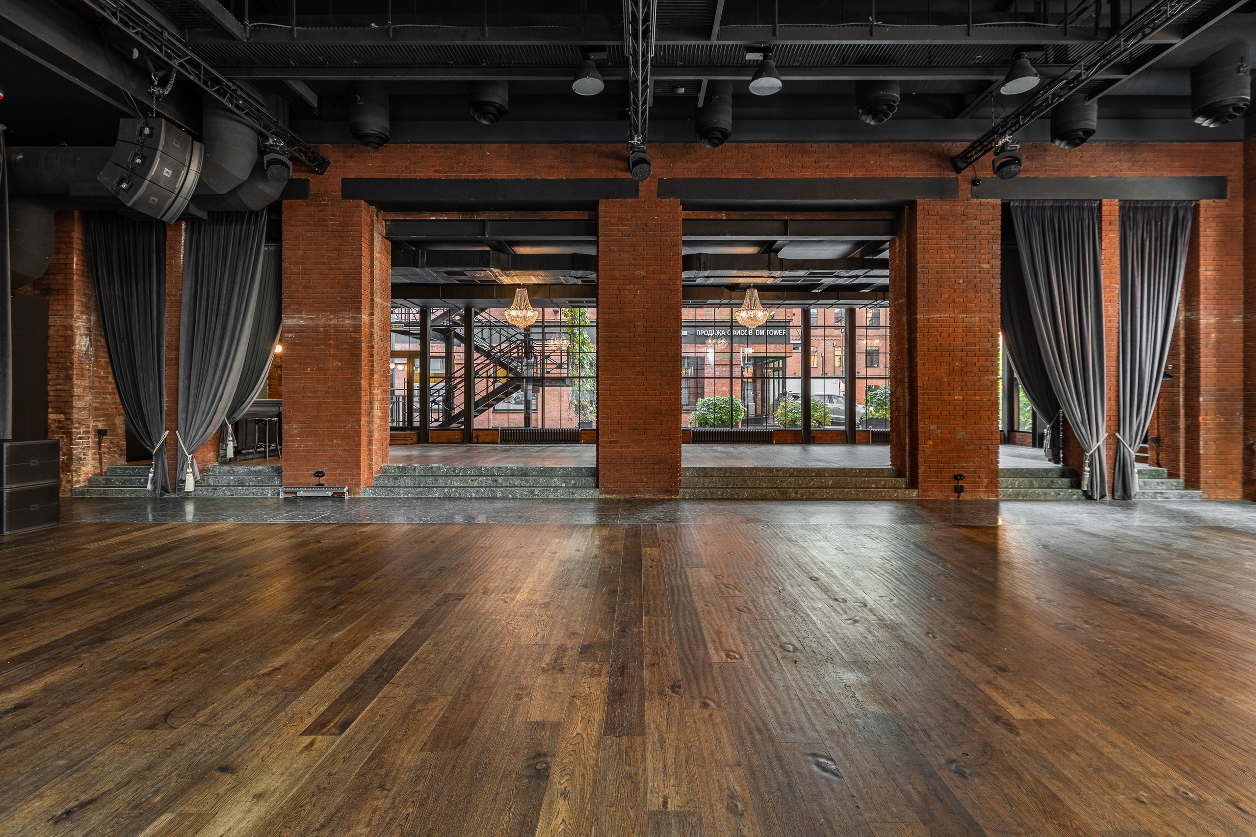 MJ Hall Москва. Интерьерный фотограф в Москве Роман Потапов