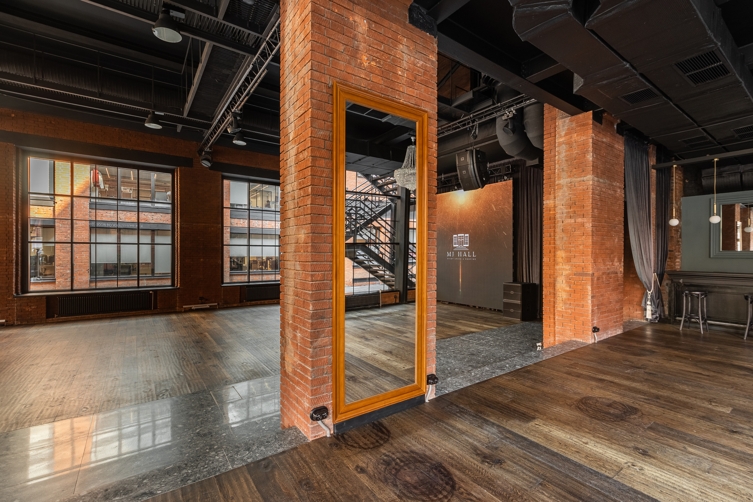 MJ Hall Москва. Интерьерный фотограф в Москве Роман Потапов