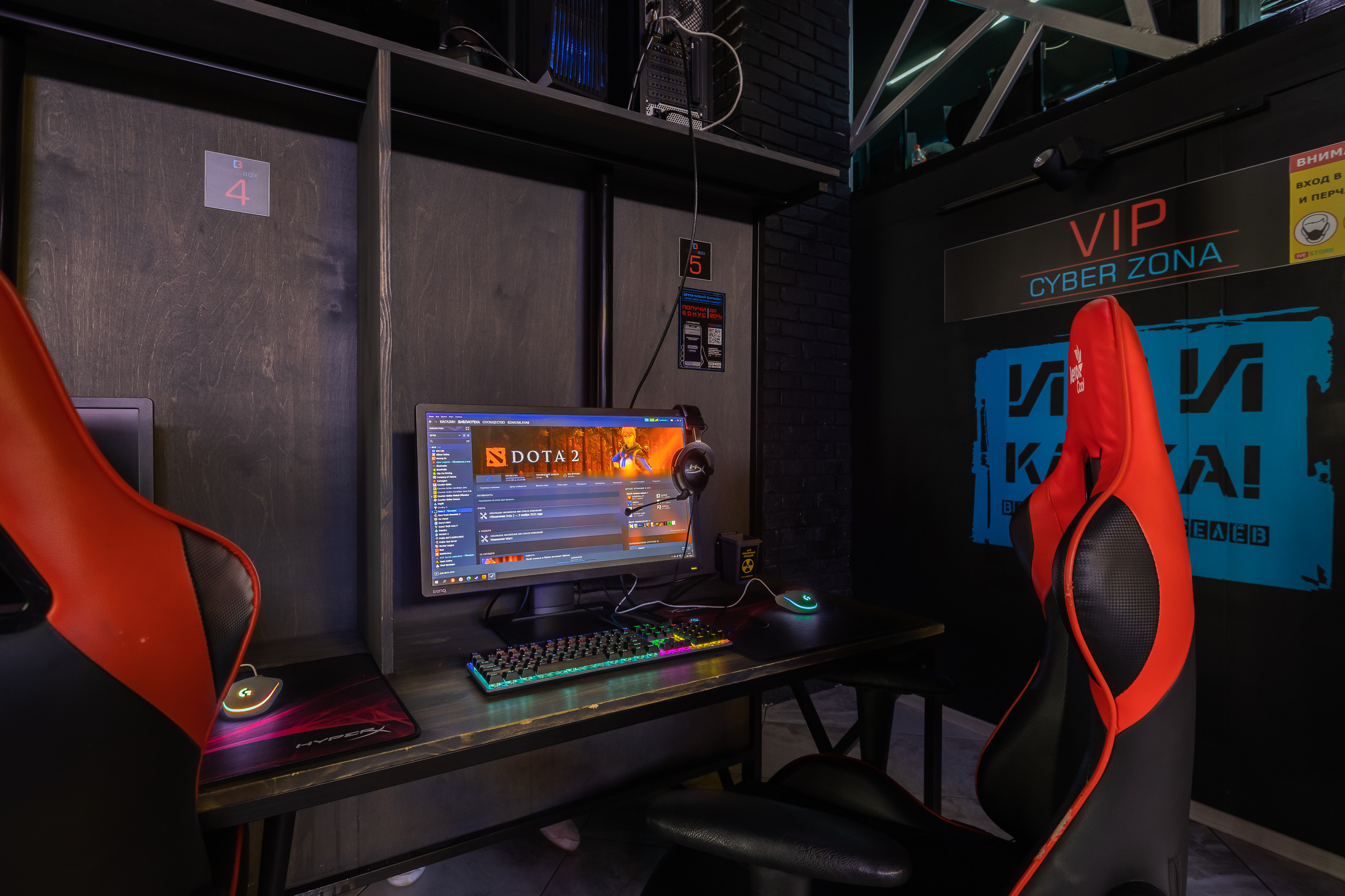 Интерьерная фотосъемка компьютерного клуба. Интерьерный фотограф в Москве Роман Потапов