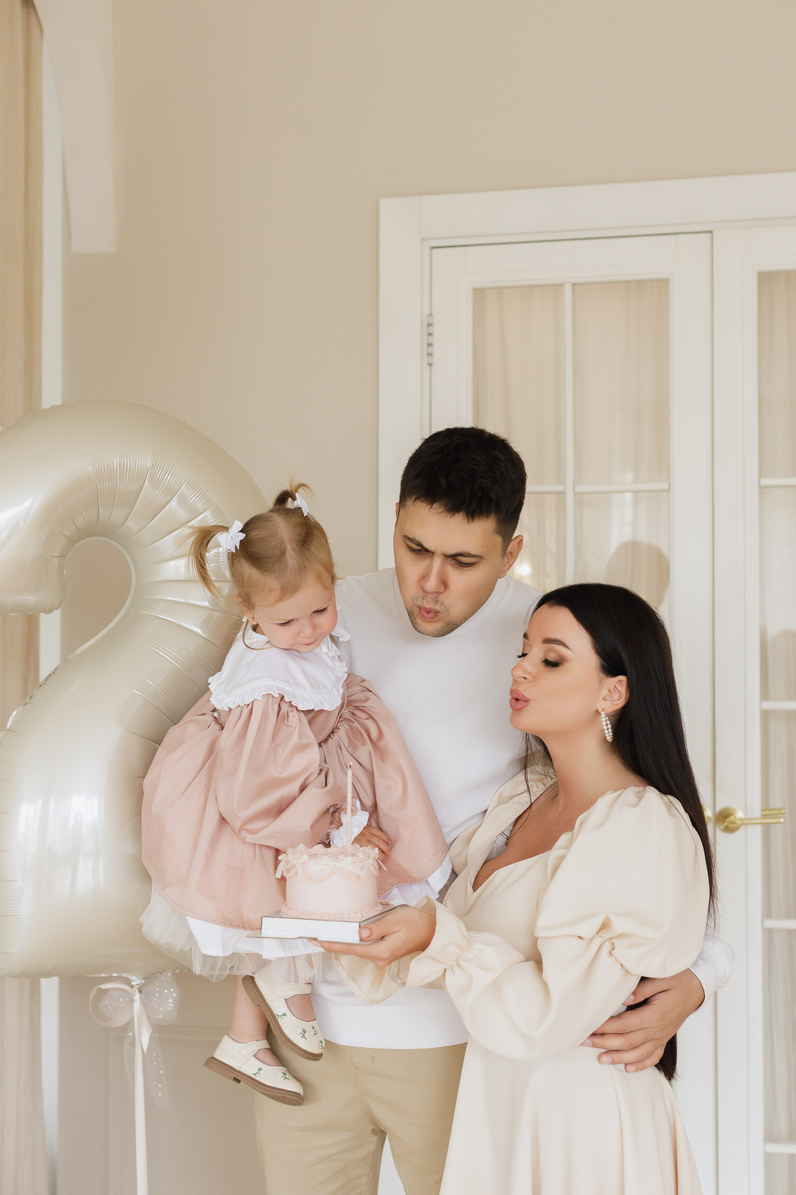 Алисе 2 года. Таня Грин фотограф в Екатеринбурге, продюсирование и стилизация съемок