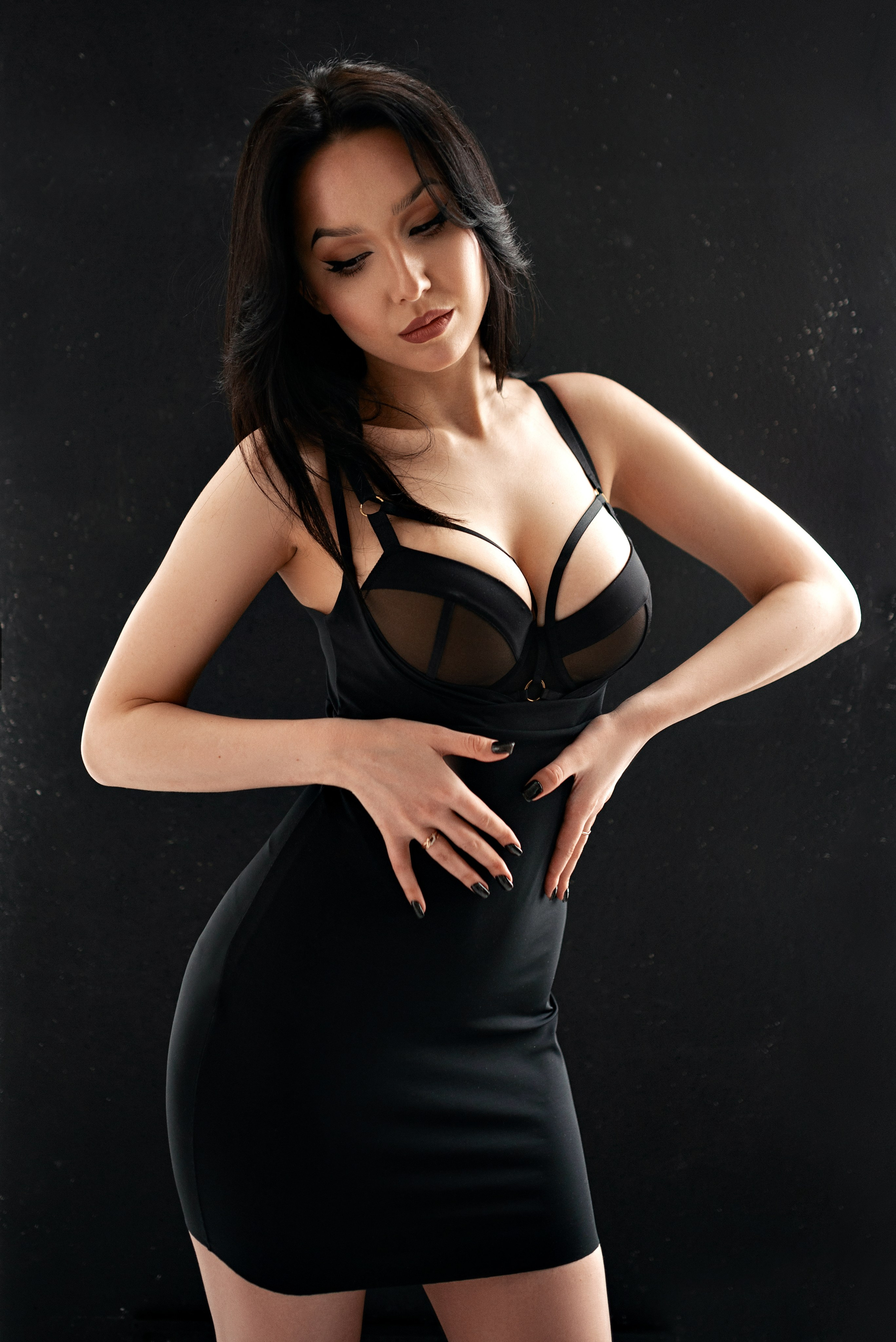 Фотосессия в черном коротком платье. Фотограф в Витебске Сергей Томашев