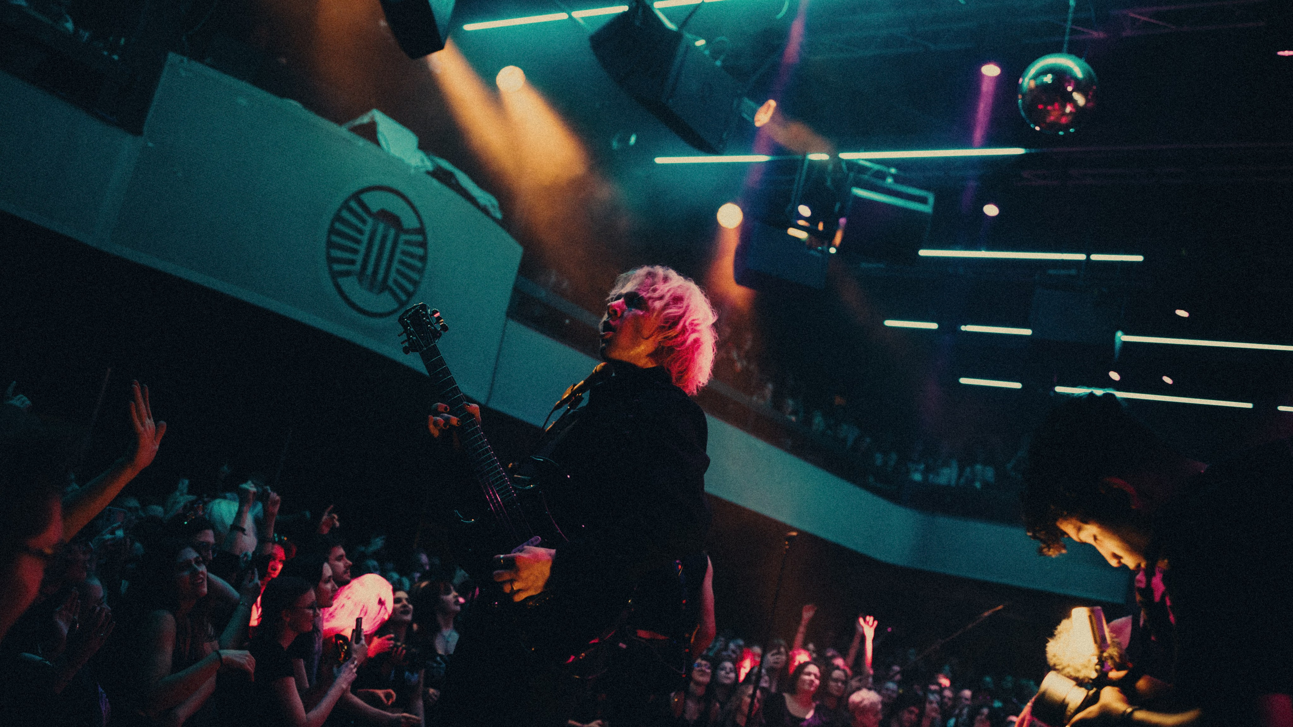 Leap | Концерт The Entropy Tour. Фотограф в Праге Александр Пивоваров