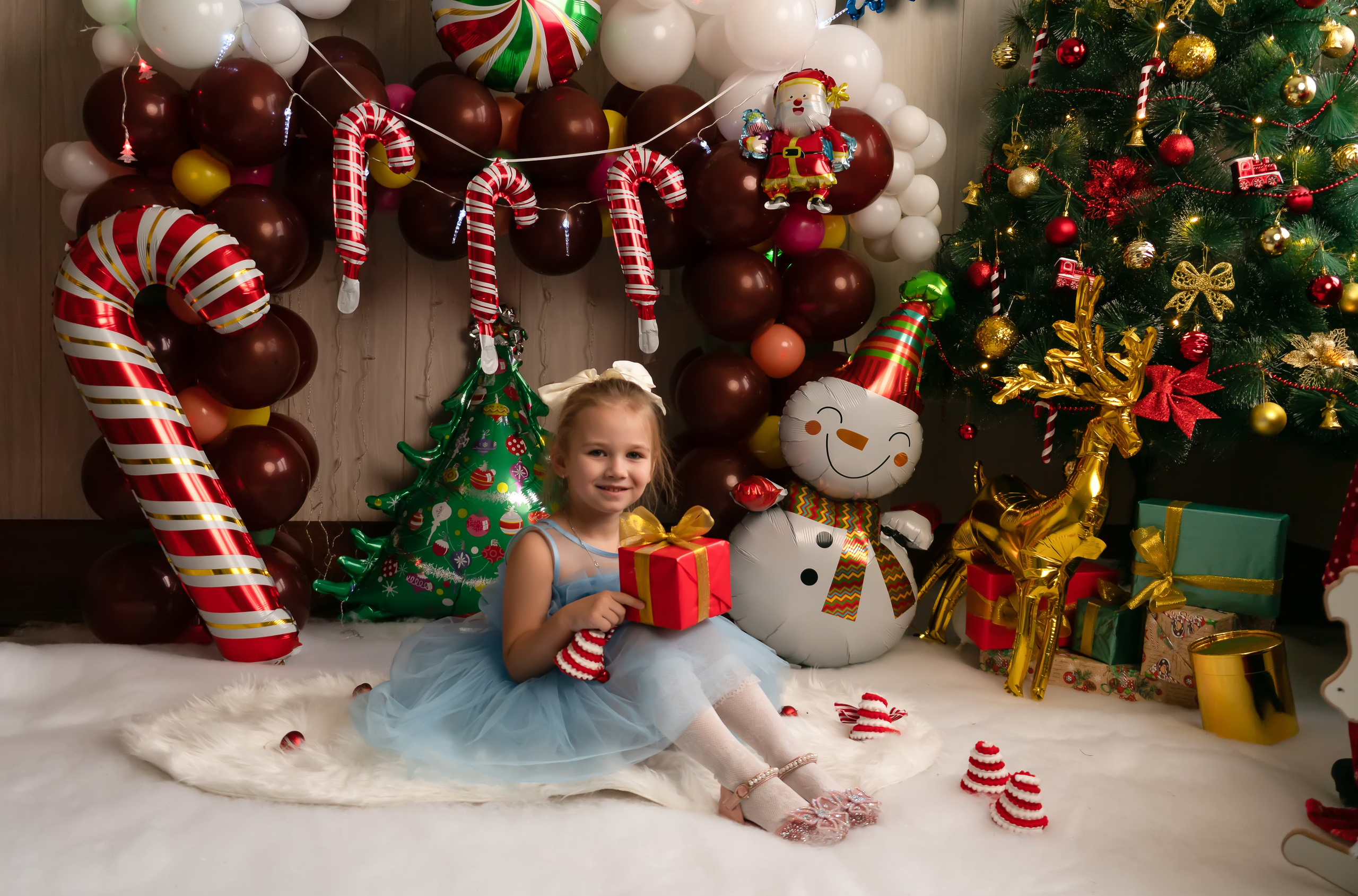 Бабушка и 2 сестренки- Новый год. Семейный и детский фотограф Тула Ясногорск Тульская область Надежда Кукушкина