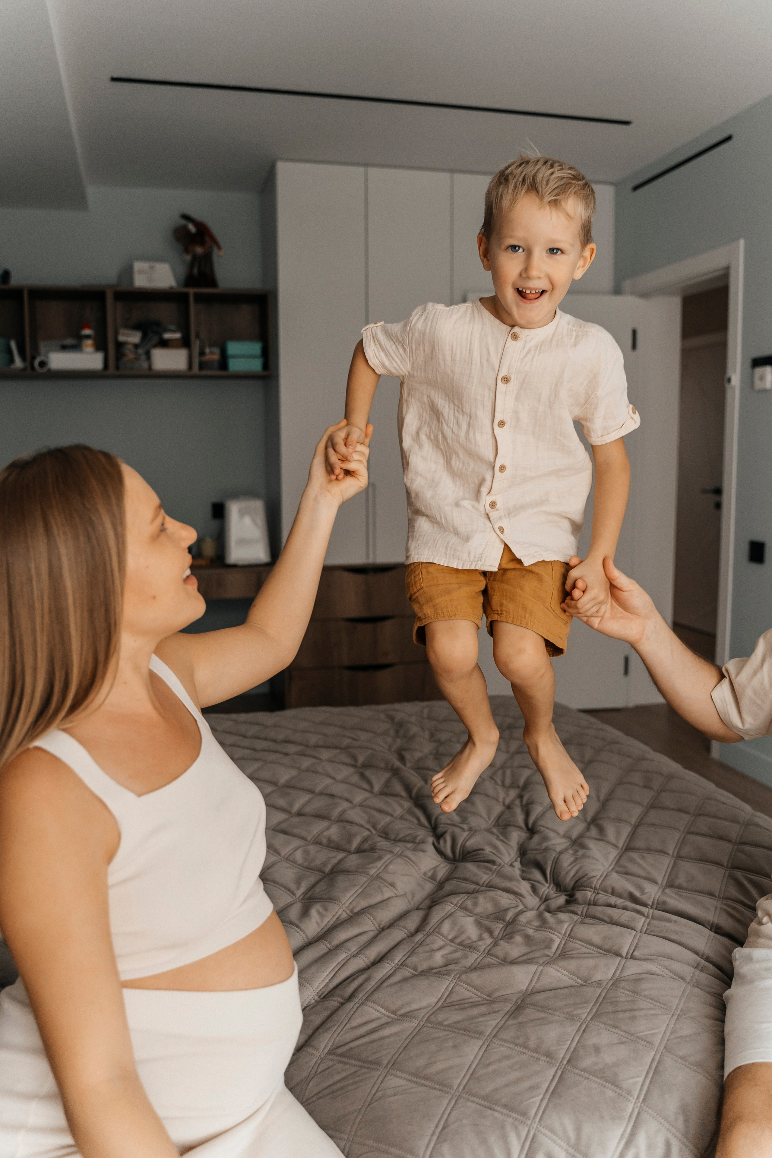 Ваня, Лара и Миша. Волик Мария