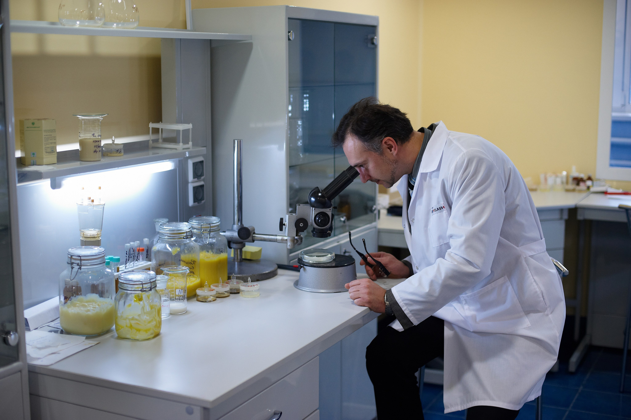 МЕДИЦИНА. Www.apowerstudio.com