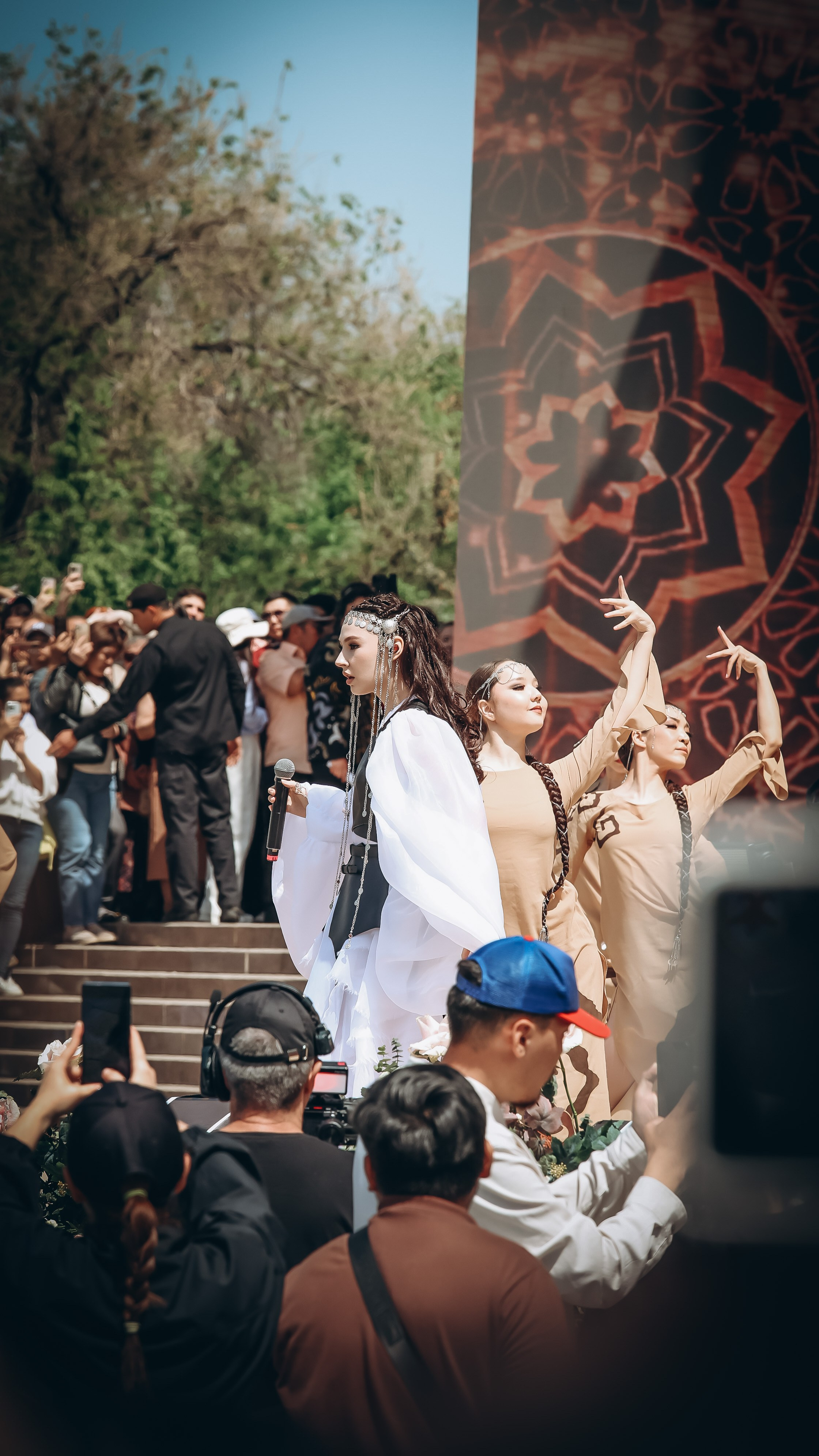 Ay Yola. Фотограф в Алматы