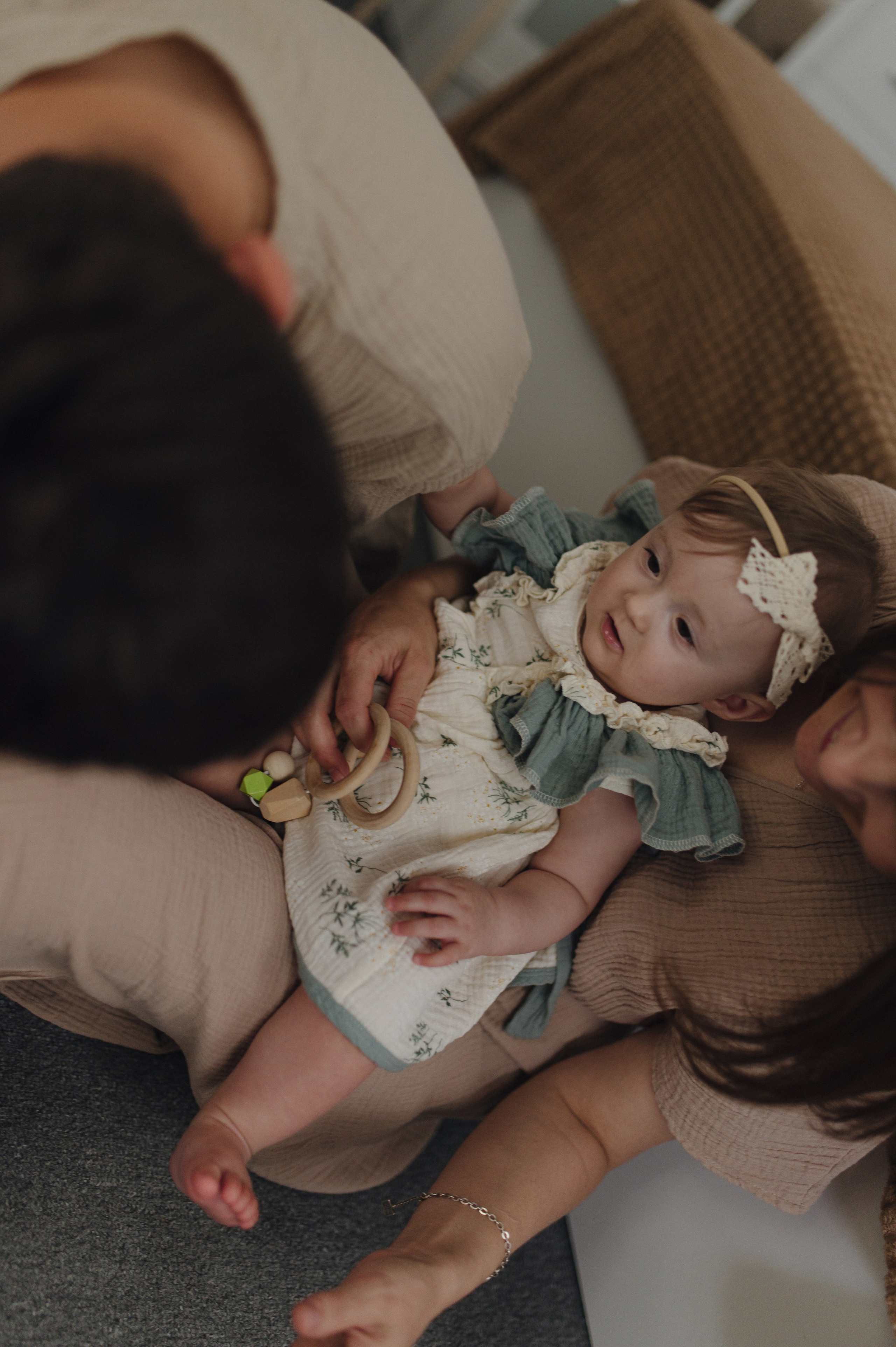 Ульяна, Яша и Лия. Домашняя история. Свадебный фотограф Москва и Санкт-Петербург. Анастасия Чудина