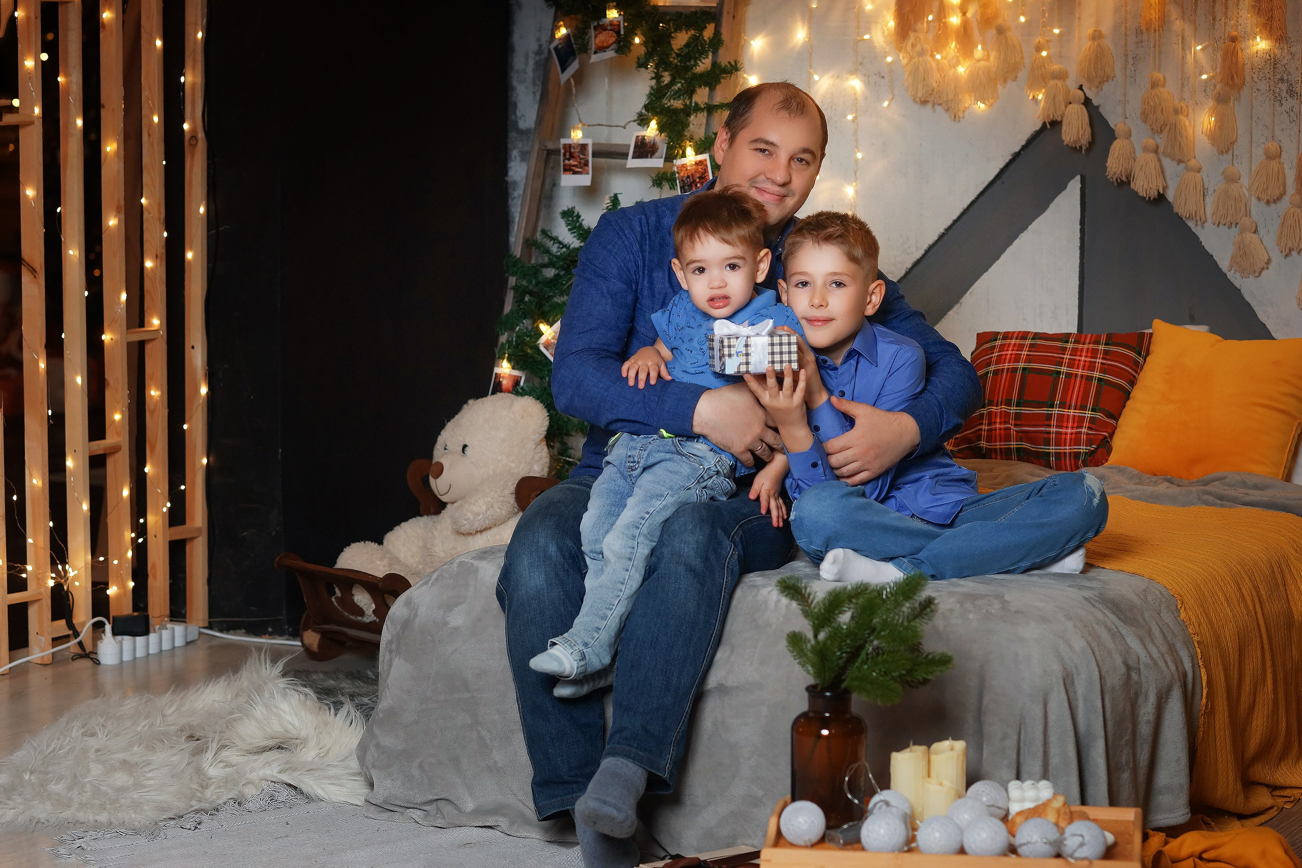 Семейная съёмка в студии. Семейный фотограф г. Новокузнецк Юлия Машникова