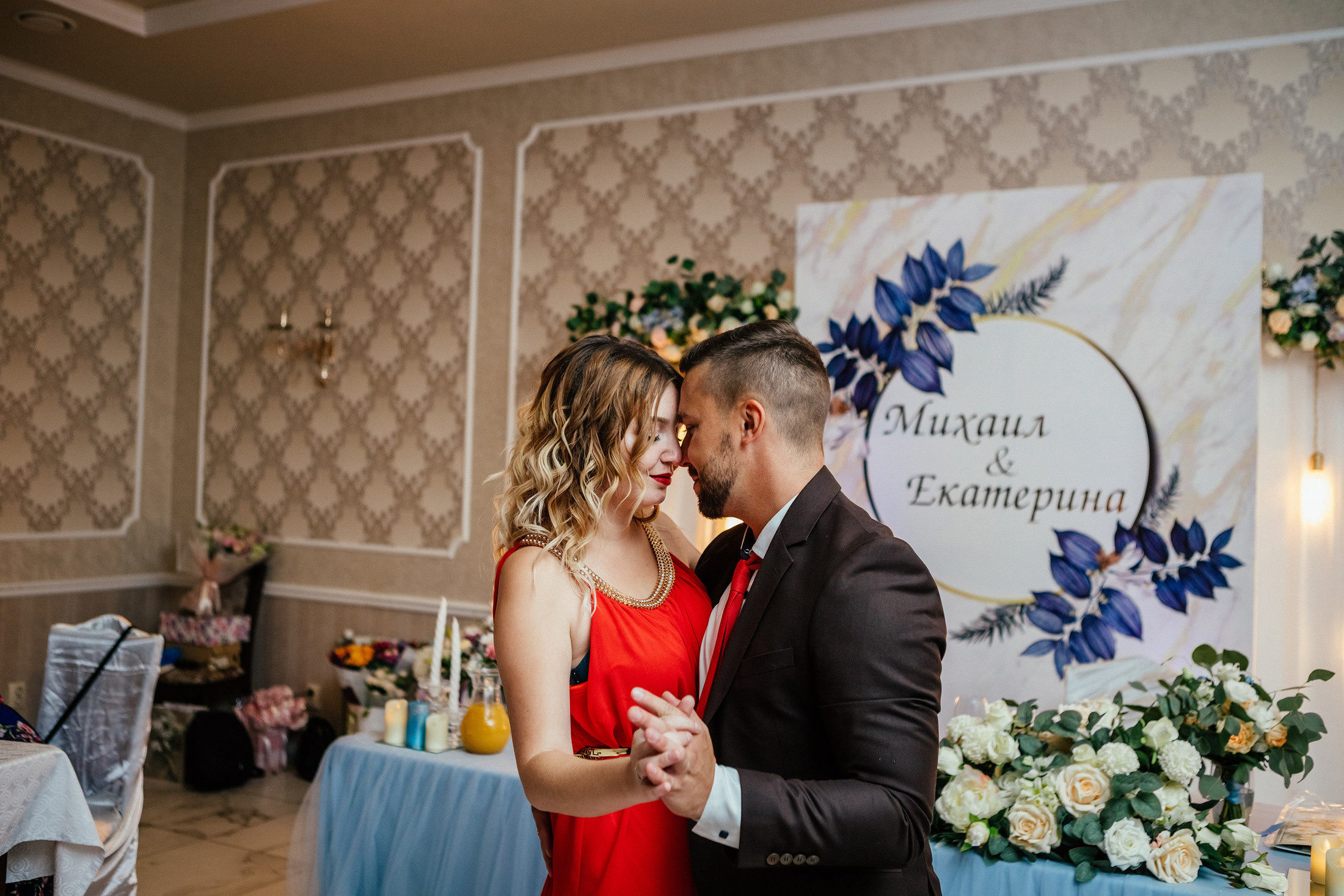 Михаил и Екатерина. Фотографы в городе Волгограде — Людмила Агеева и Алексей Околелов