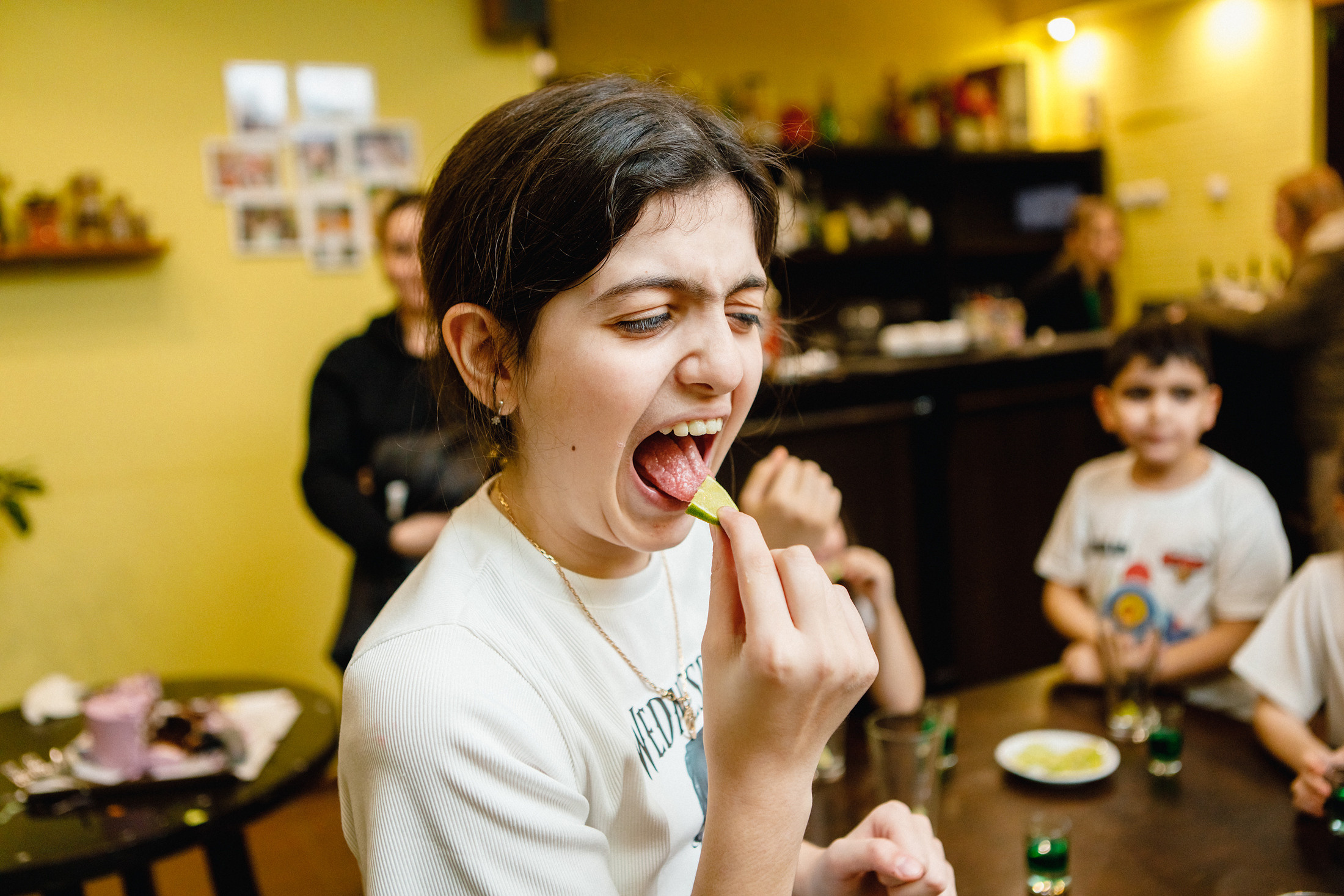Алина 11 лет. Кафе «Четыре сыра». Фотографы в городе Волгограде — Людмила Агеева и Алексей Околелов