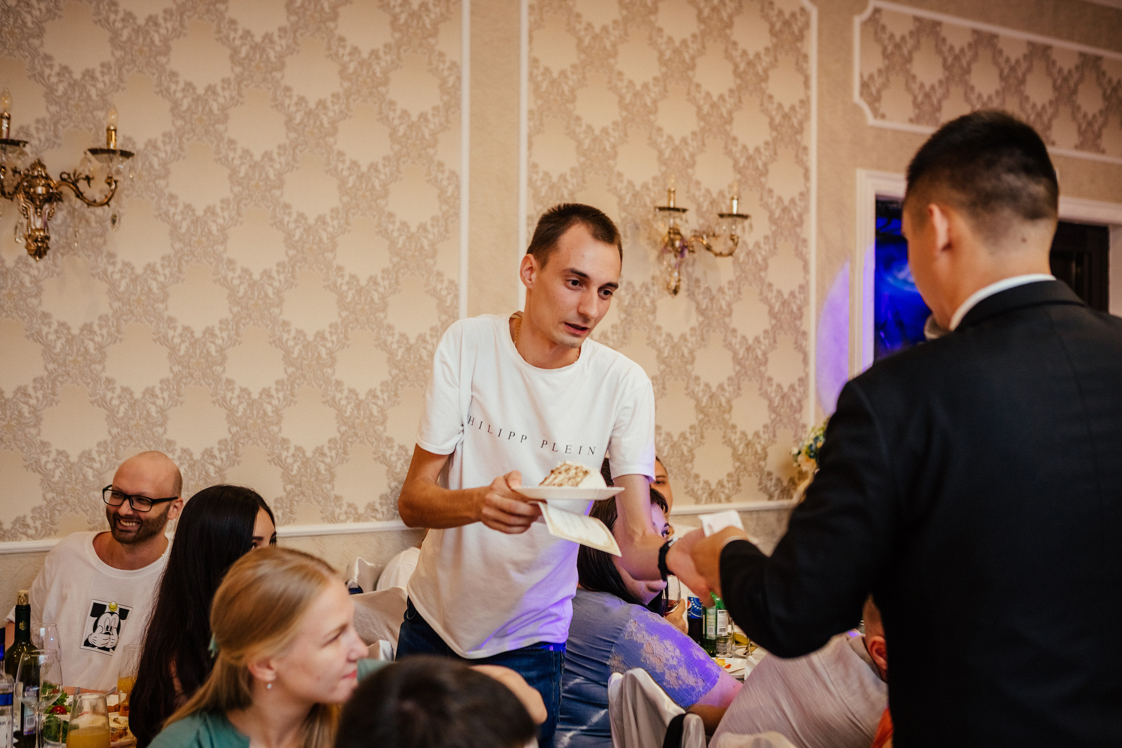 Михаил и Екатерина. Фотографы в городе Волгограде — Людмила Агеева и Алексей Околелов