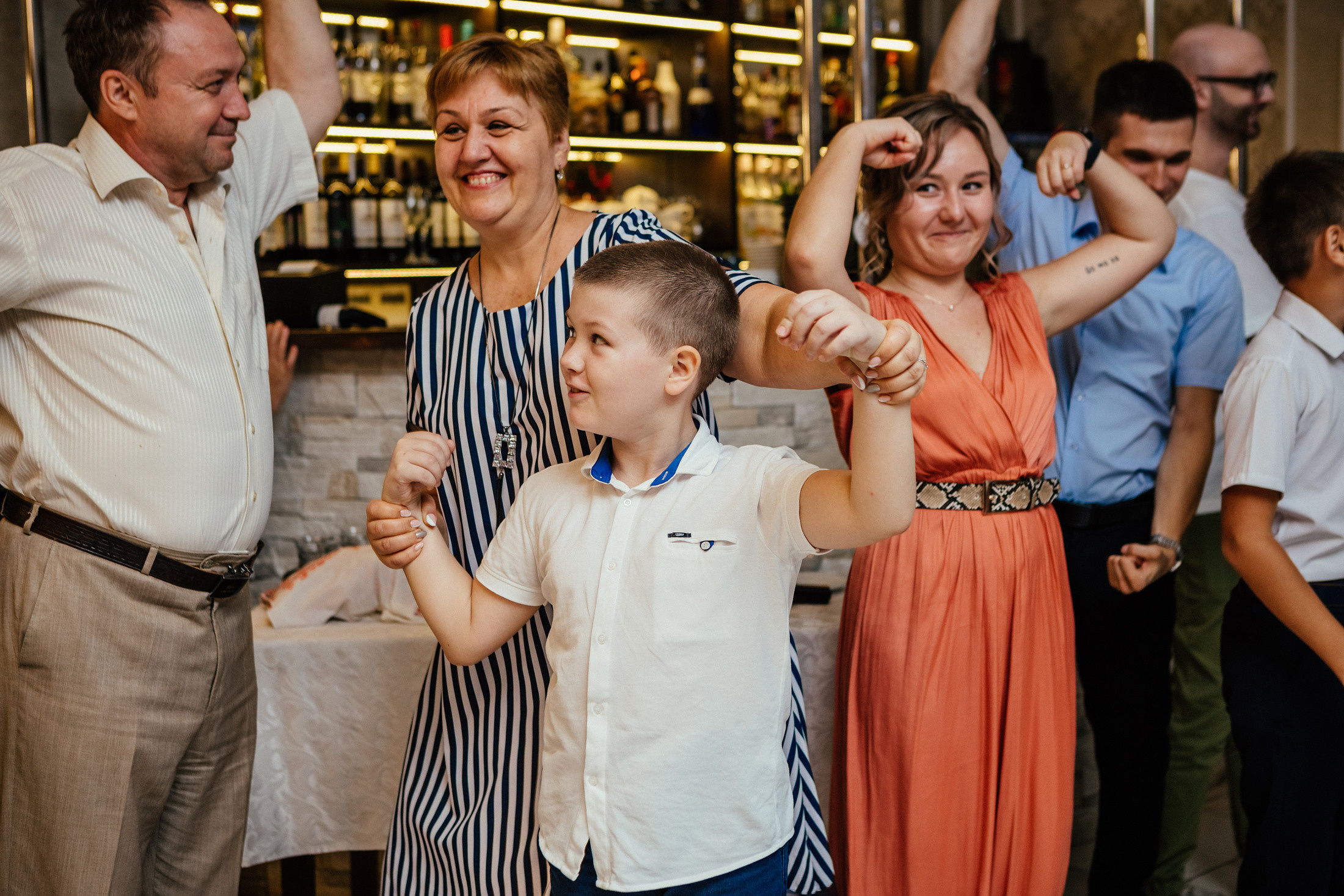Михаил и Екатерина. Фотографы в городе Волгограде — Людмила Агеева и Алексей Околелов