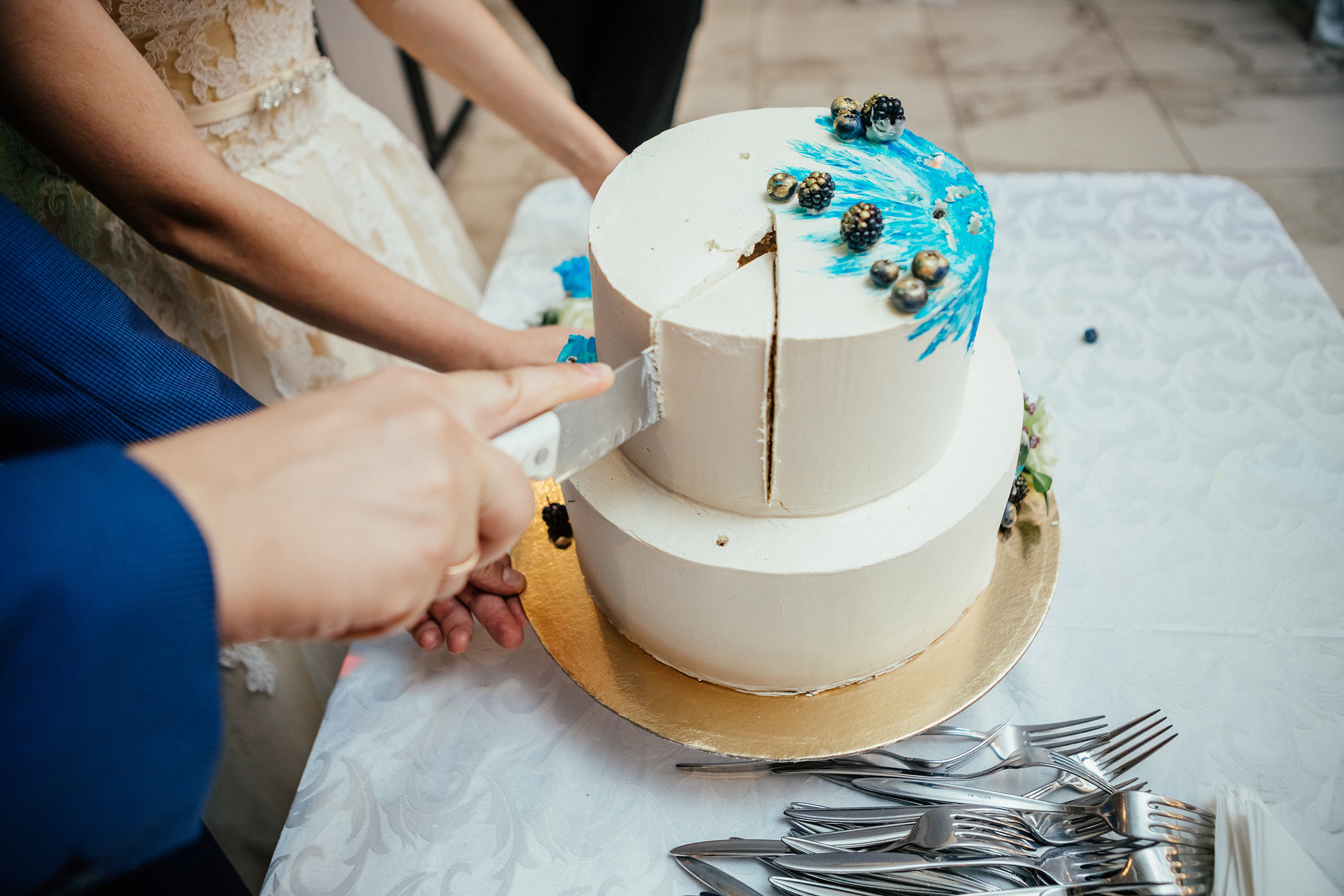 Михаил и Екатерина. Фотографы в городе Волгограде — Людмила Агеева и Алексей Околелов