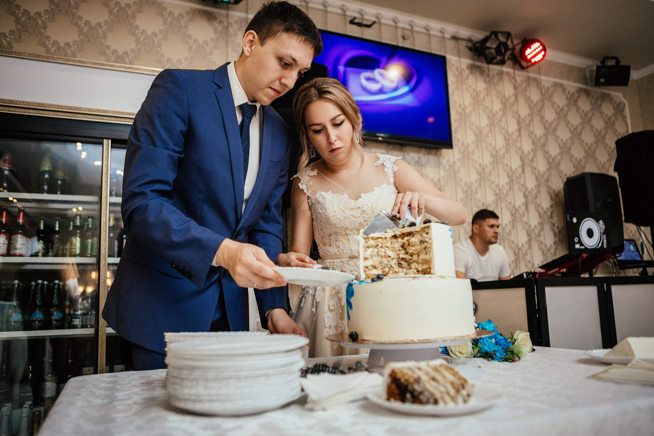 Михаил и Екатерина. Фотографы в городе Волгограде — Людмила Агеева и Алексей Околелов