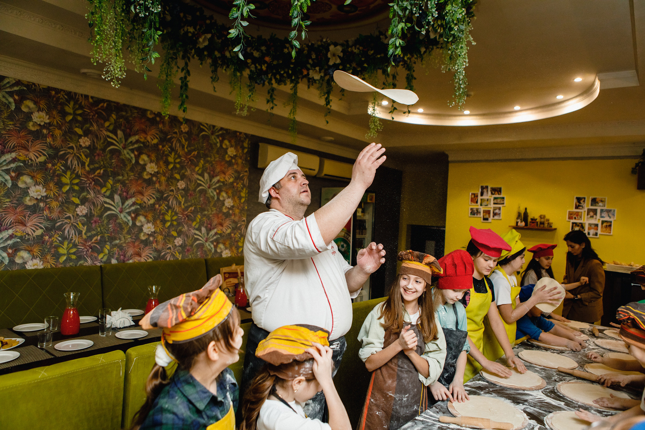 Алина 11 лет. Кафе «Четыре сыра». Фотографы в городе Волгограде — Людмила Агеева и Алексей Околелов