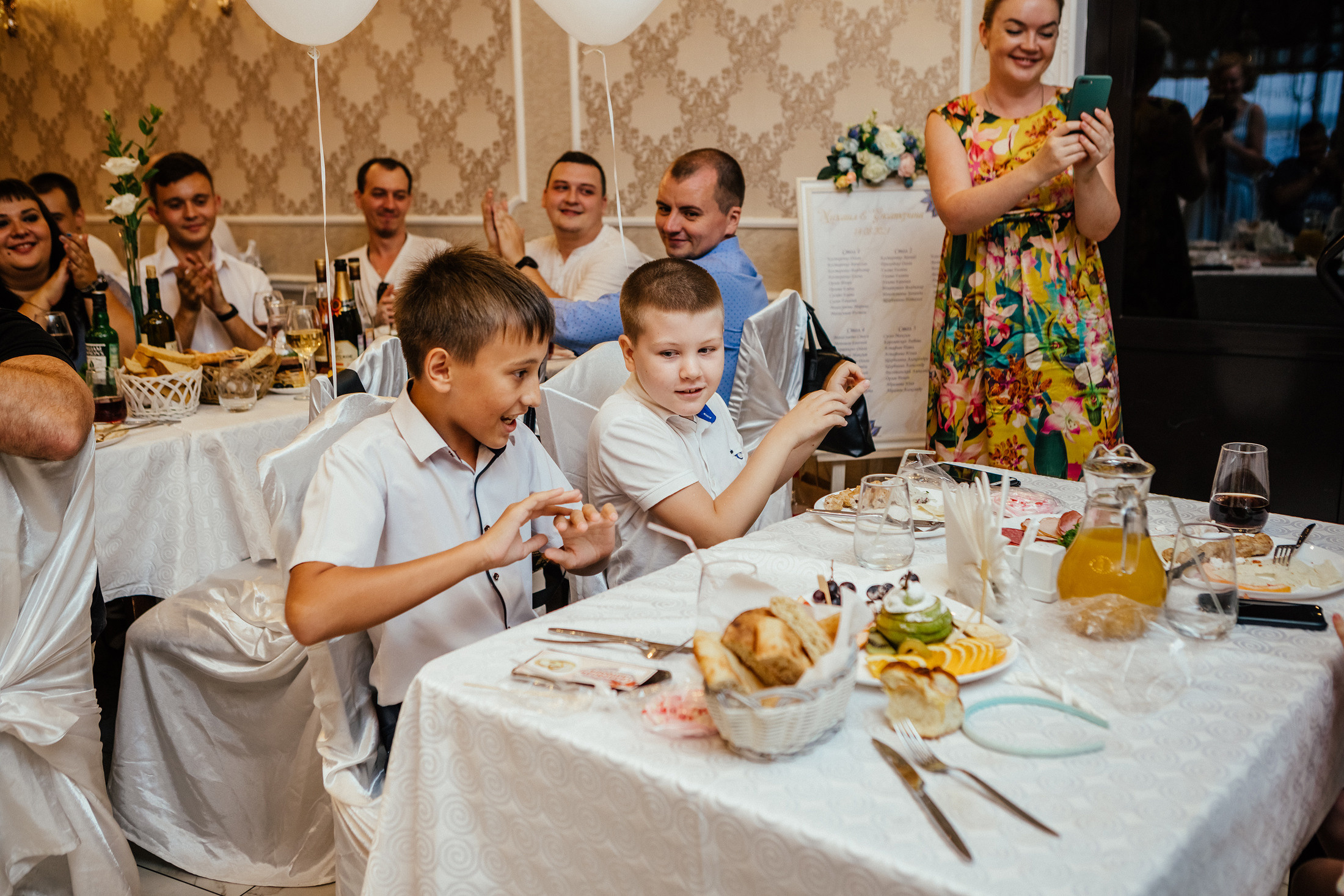 Михаил и Екатерина. Фотографы в городе Волгограде — Людмила Агеева и Алексей Околелов