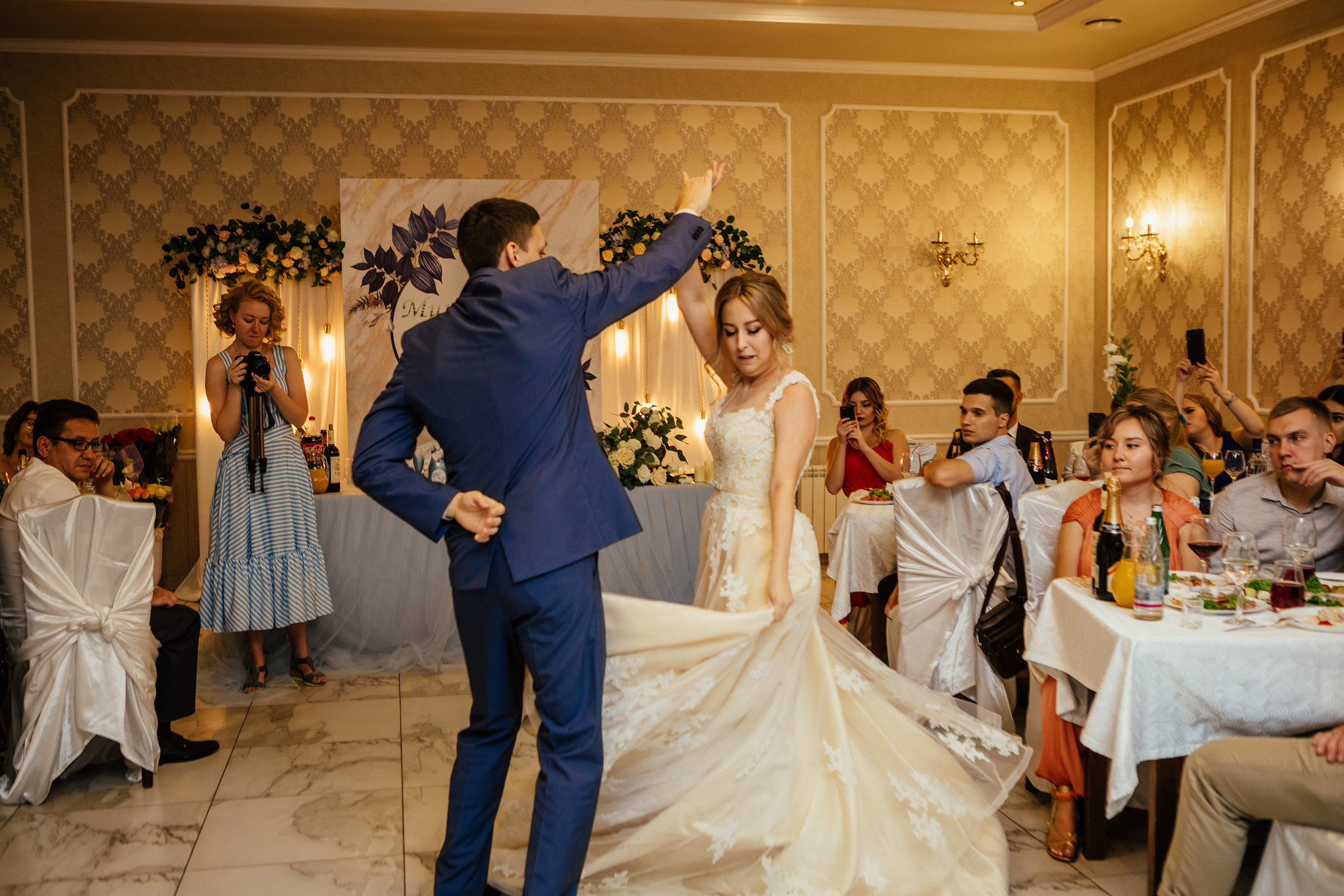 Михаил и Екатерина. Фотографы в городе Волгограде — Людмила Агеева и Алексей Околелов