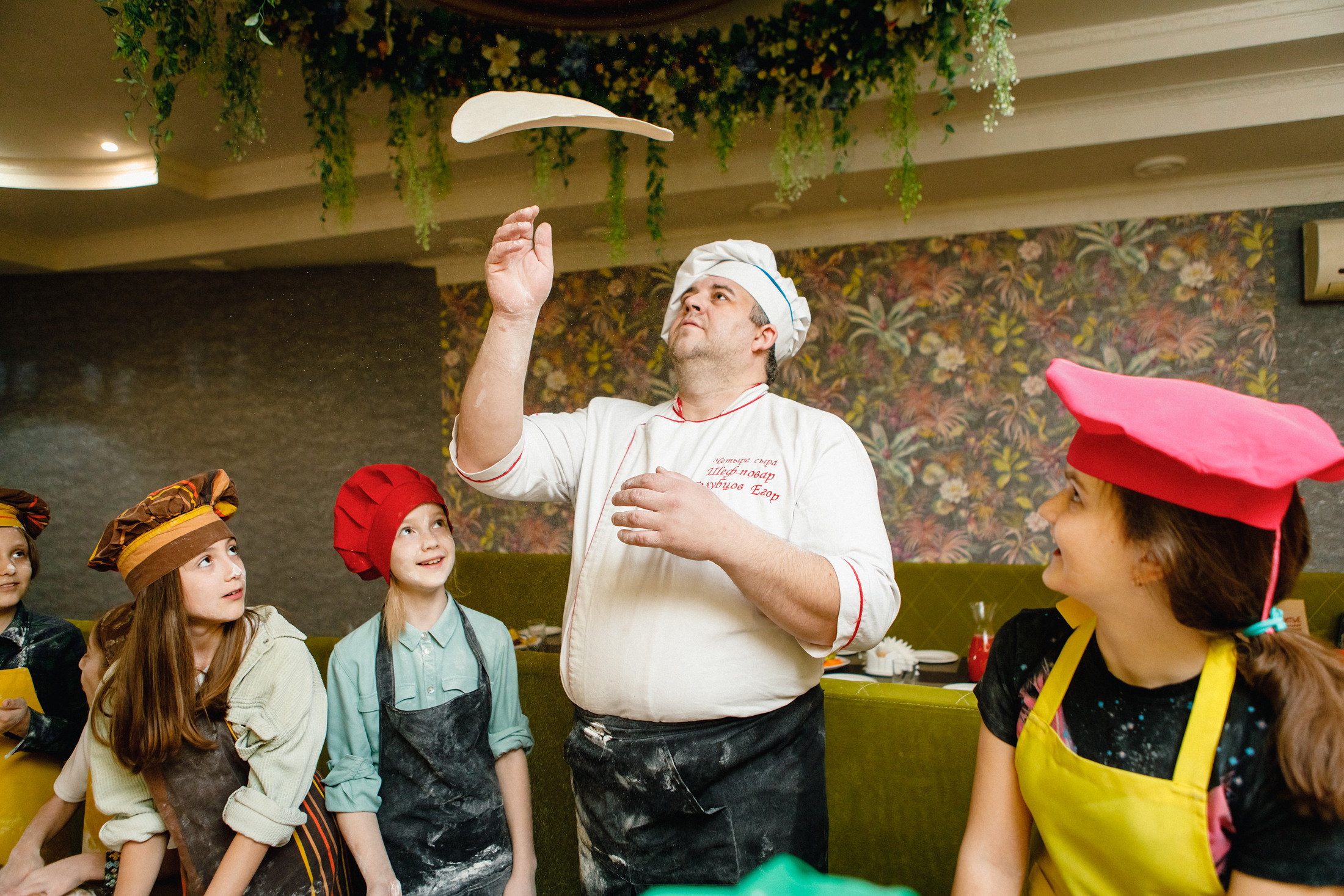 Алина 11 лет. Кафе «Четыре сыра». Фотографы в городе Волгограде — Людмила Агеева и Алексей Околелов