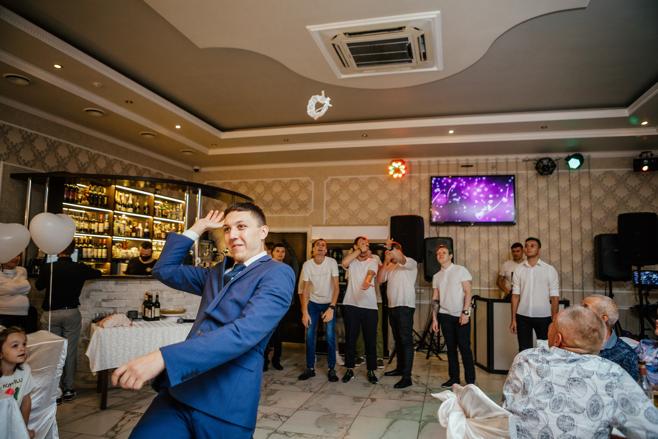 Михаил и Екатерина. Фотографы в городе Волгограде — Людмила Агеева и Алексей Околелов