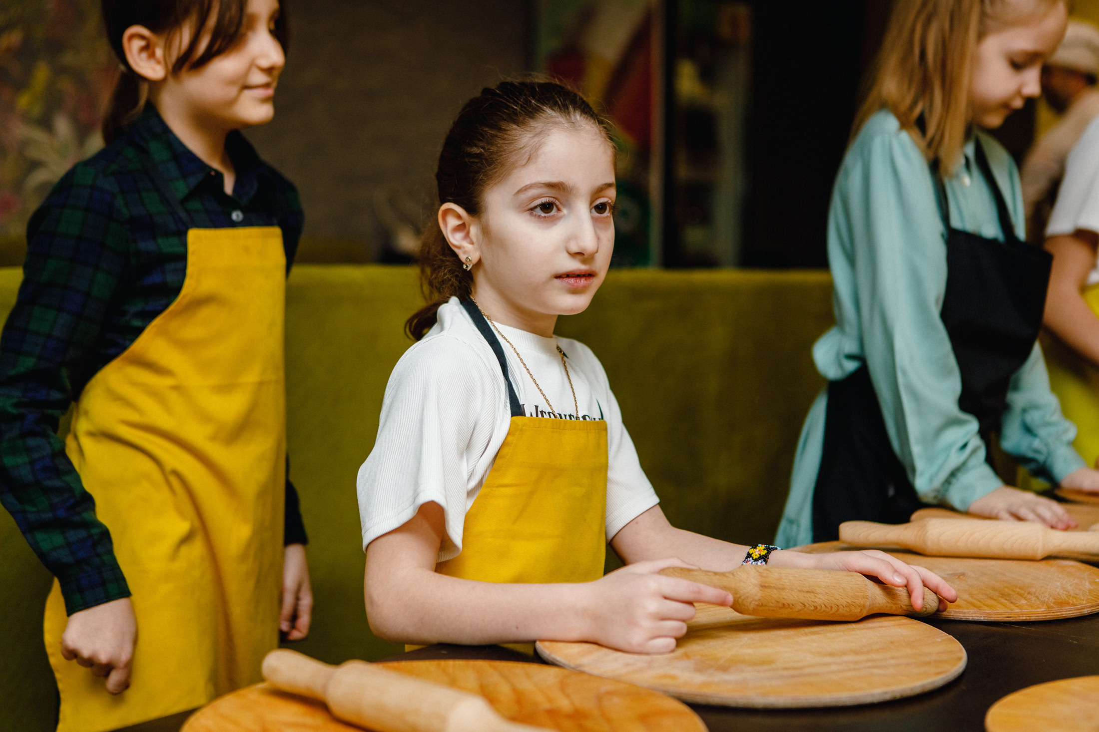 Алина 11 лет. Кафе «Четыре сыра». Фотографы в городе Волгограде — Людмила Агеева и Алексей Околелов