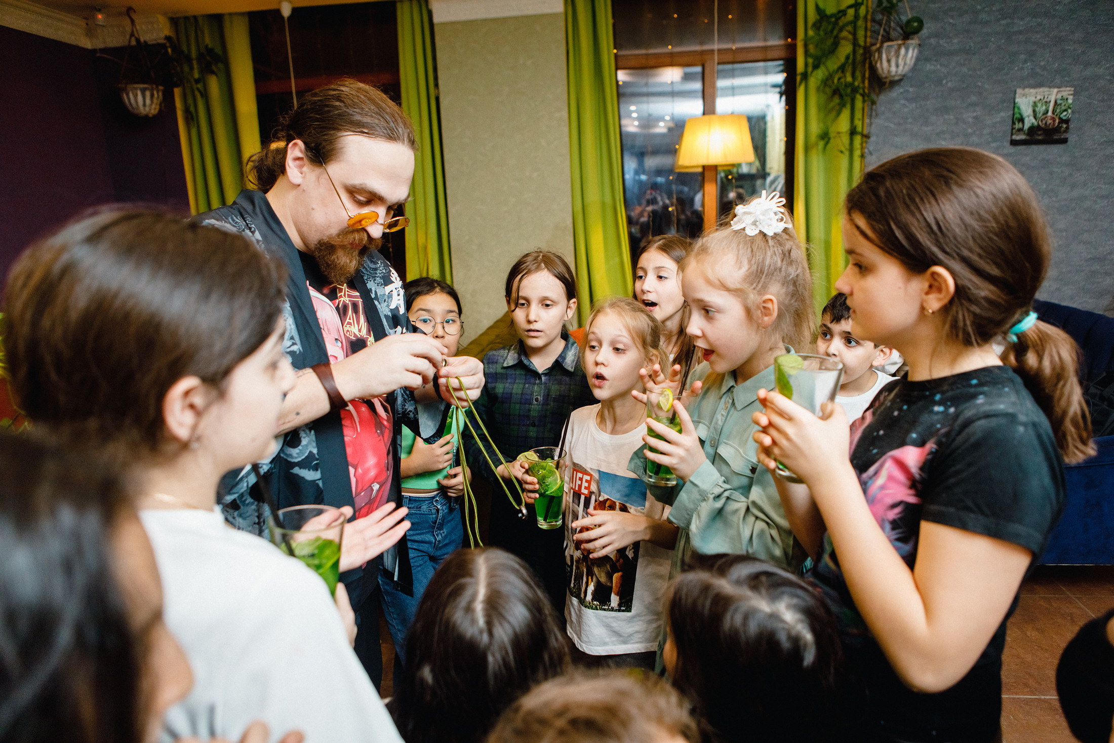 Алина 11 лет. Кафе «Четыре сыра». Фотографы в городе Волгограде — Людмила Агеева и Алексей Околелов