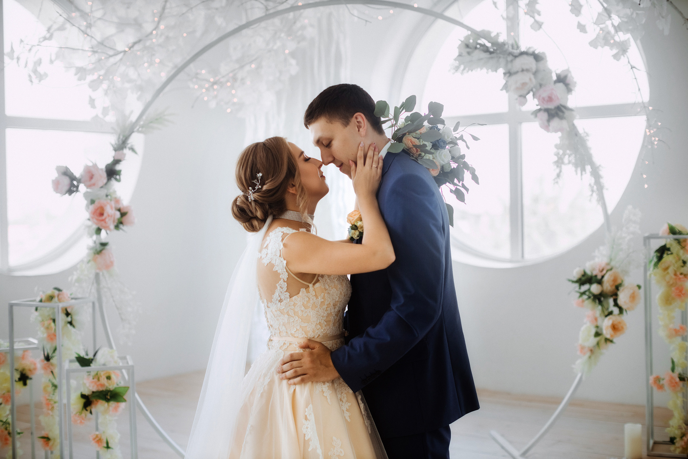 Михаил и Екатерина. Фотографы в городе Волгограде — Людмила Агеева и Алексей Околелов