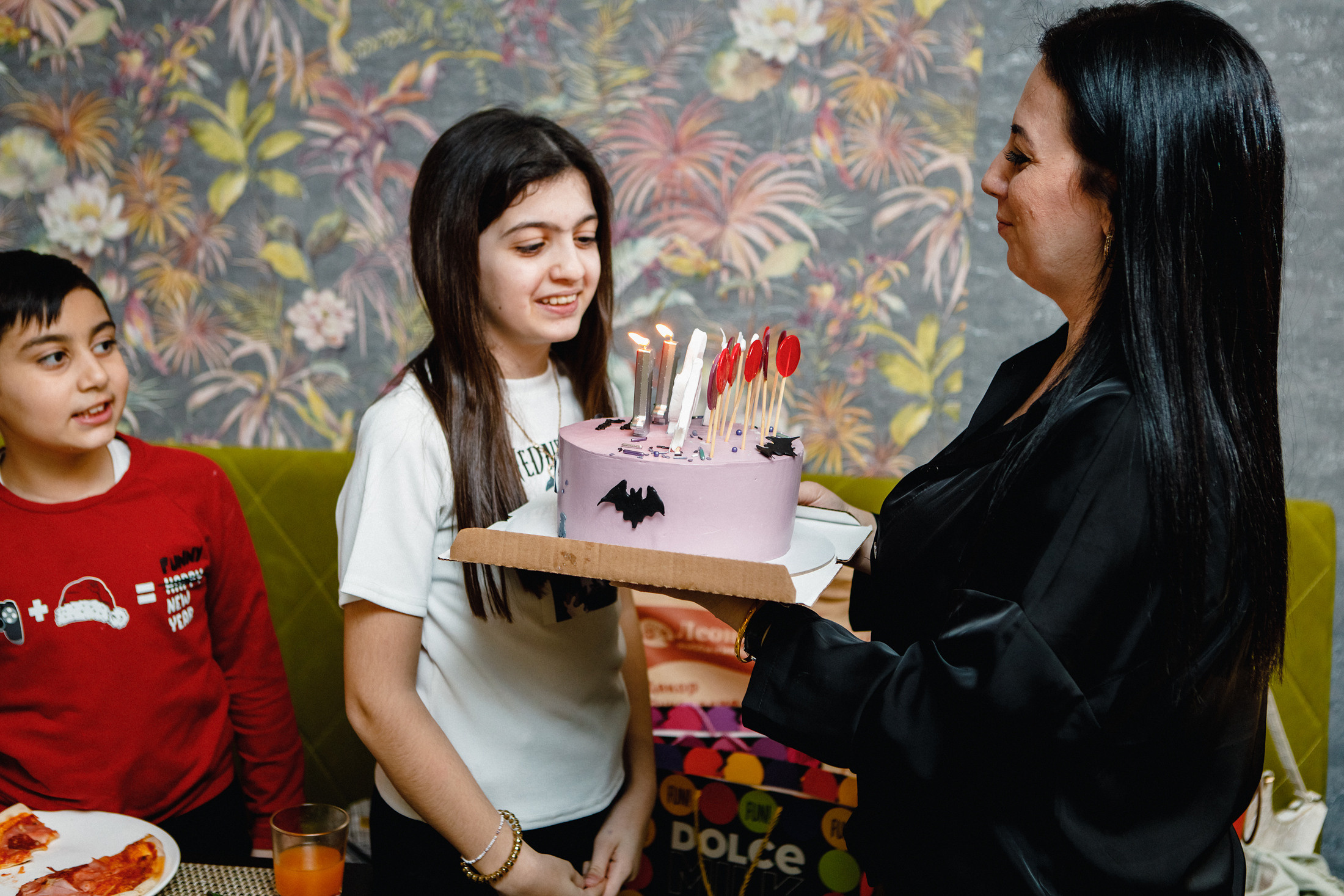 Алина 11 лет. Кафе «Четыре сыра». Фотографы в городе Волгограде — Людмила Агеева и Алексей Околелов