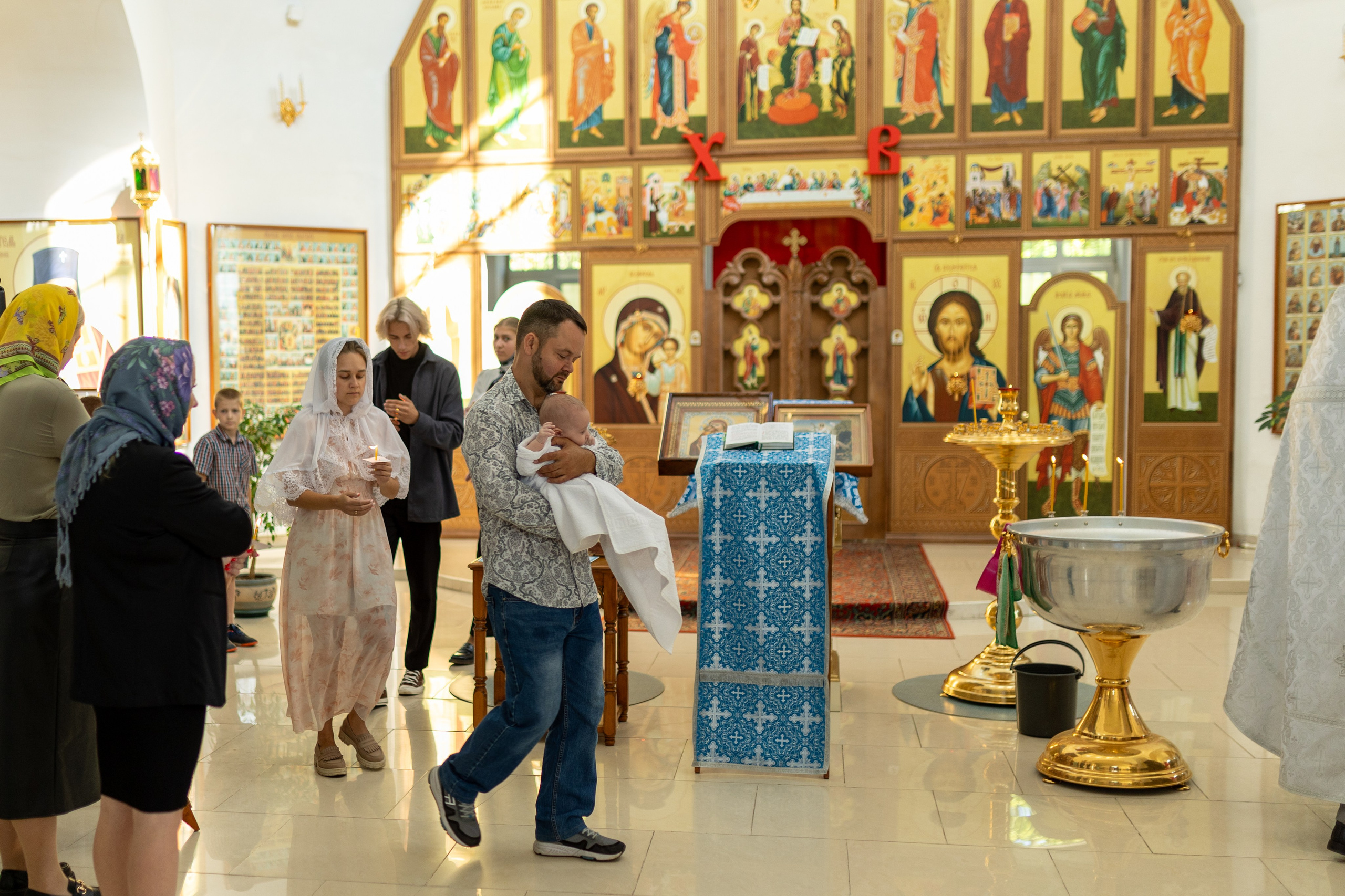 Крещение Артёма (все фото с таинсвта крещения). Фотограф новорожденных. Детский и семейный фотограф Марьяна Юдина