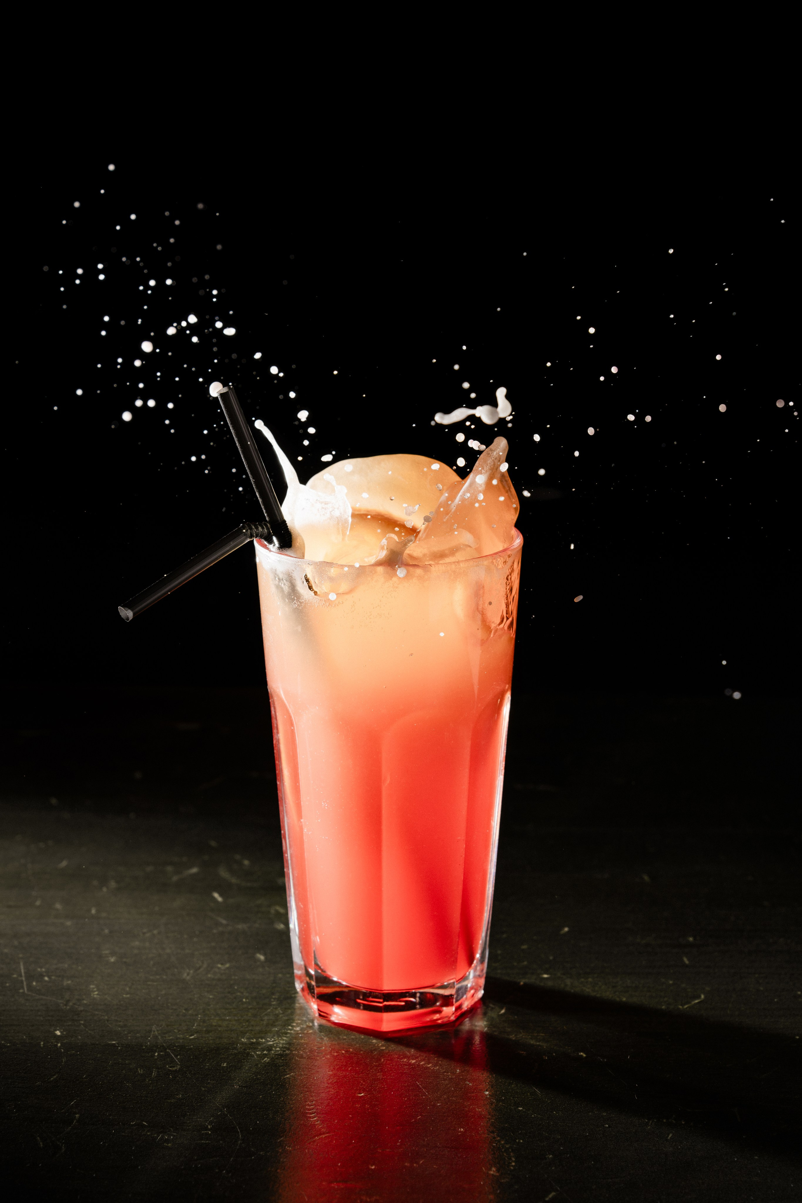 Коктейли MAX. Фотограф Великий Новгород Артем Чернецкий