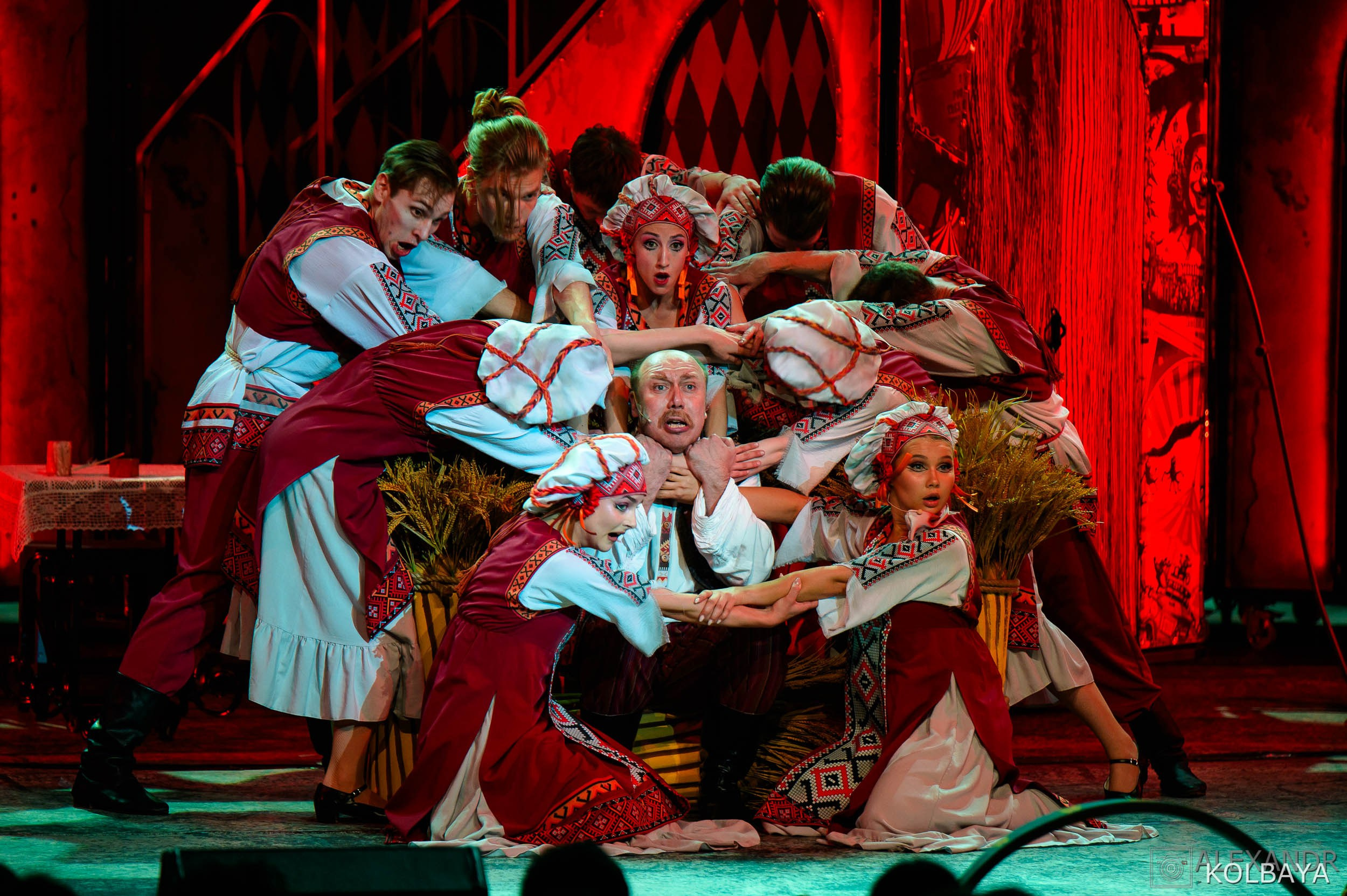 Фоторепортаж со спектакля Ревизор. Концертный и театральный репортажный фотограф в Москве Александр Колбая