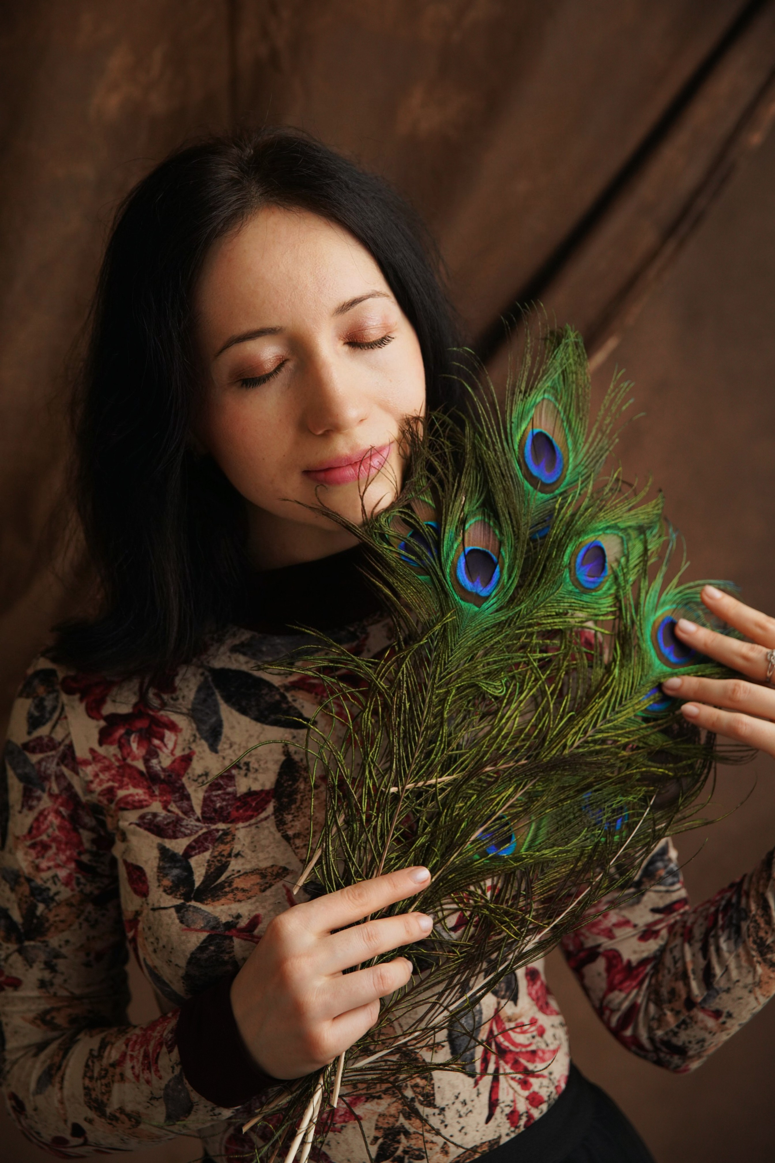 Женский портрет. Фотограф новорожденных. Семейный и детский фотограф в городе Сургуте