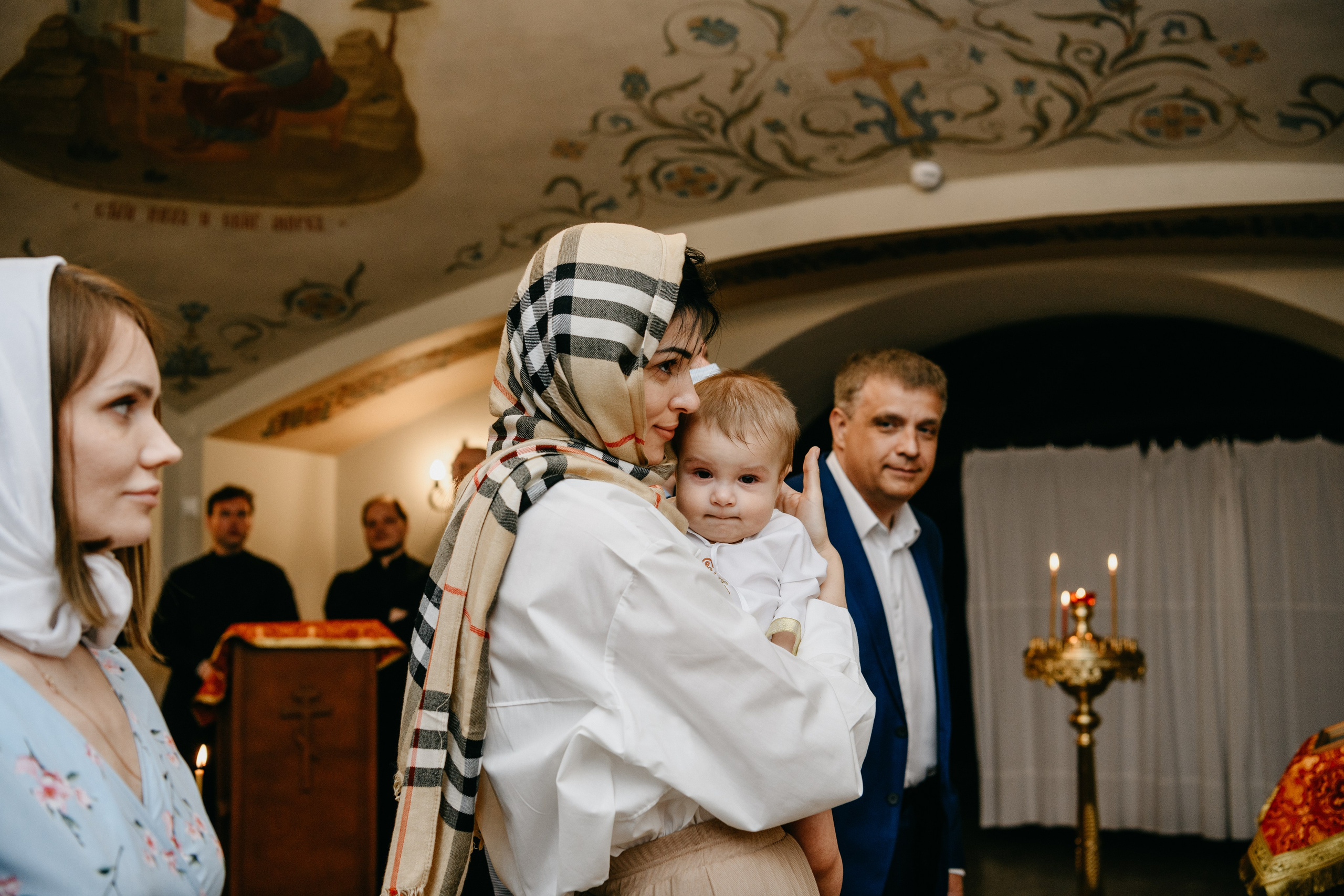 Крещение Александра. Фотограф на выписку из роддома в Москве и МО