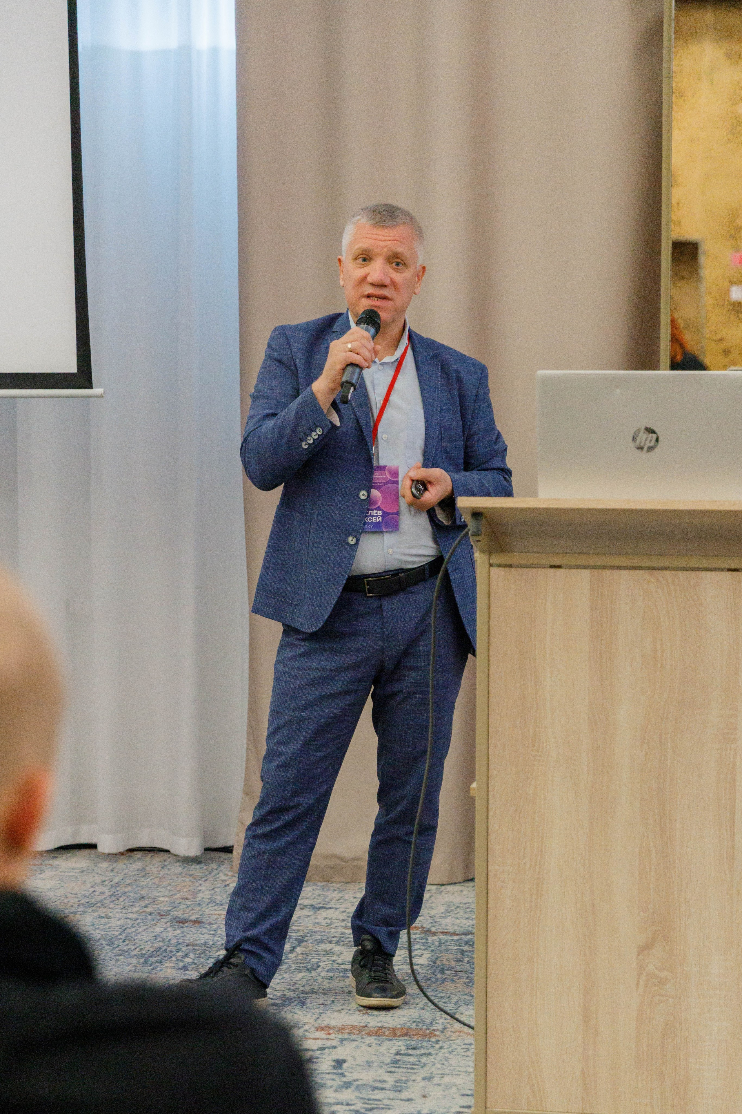 Конференция по кибербезопасности в организации. Hilton. Репортажный фотограф в Новосибирске Алена Помазунова