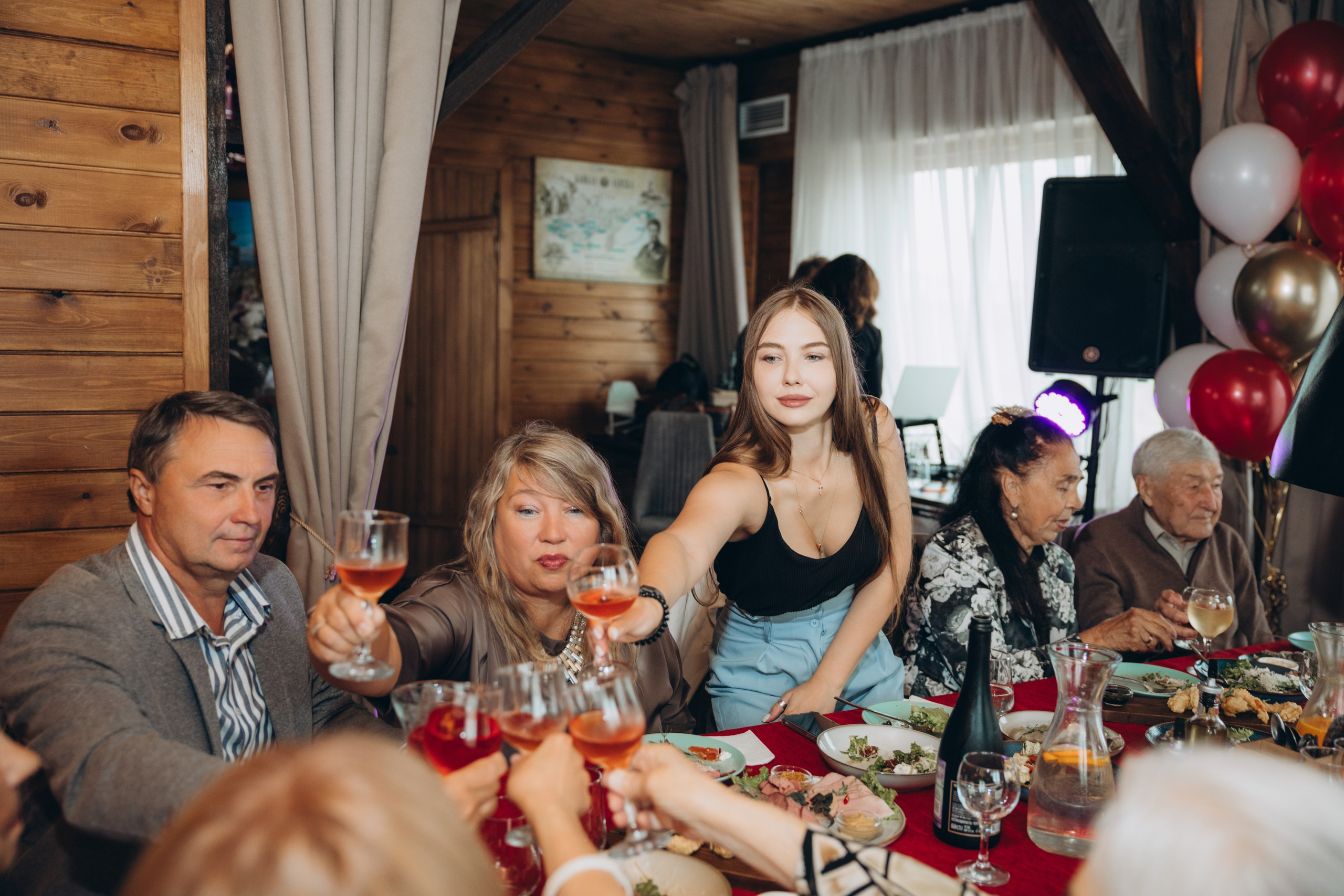 На берегу. Свадебный, семейный фотограф в Иркутске Светлана Макаричева