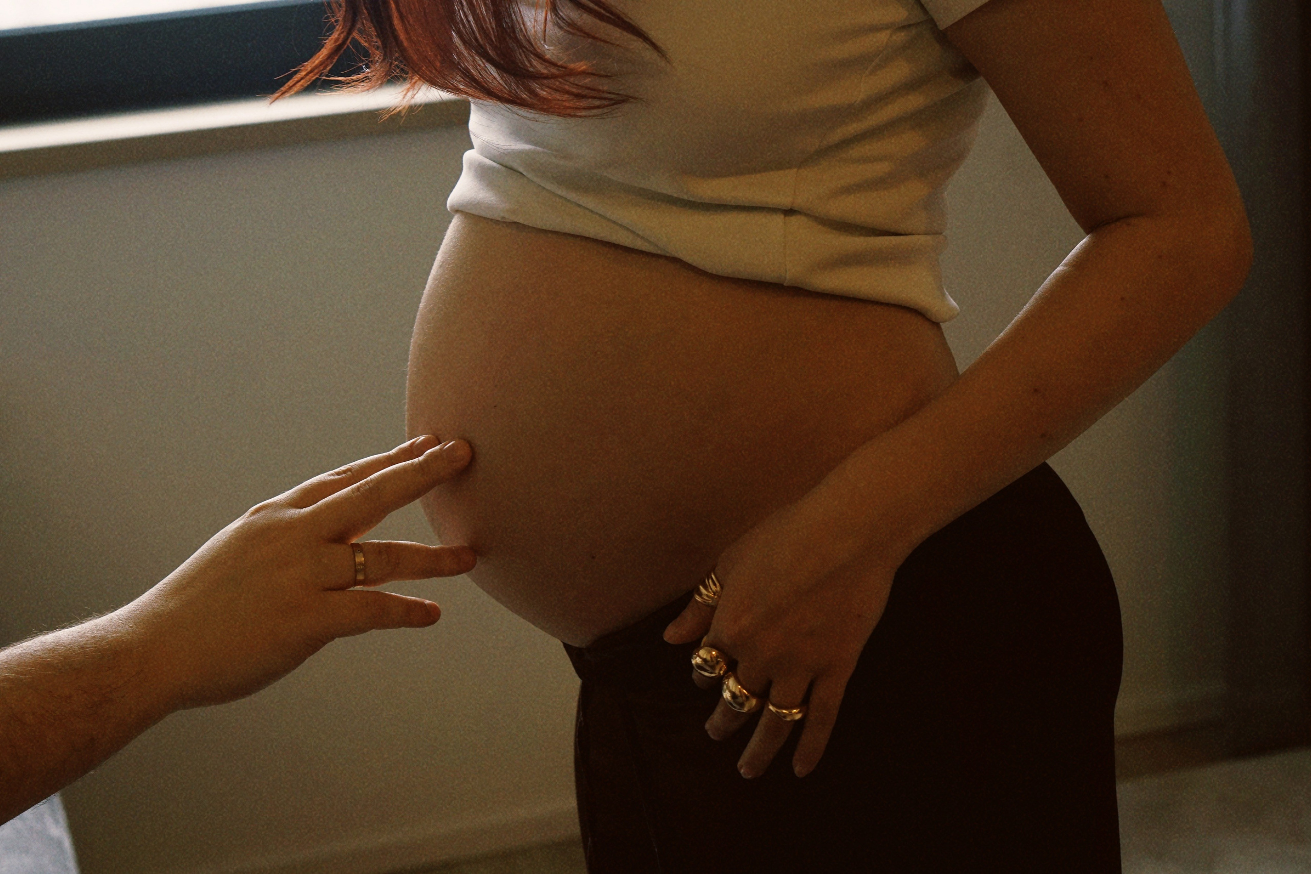 Беременность домашняя съемка. Фотограф Москва — Полина Робин