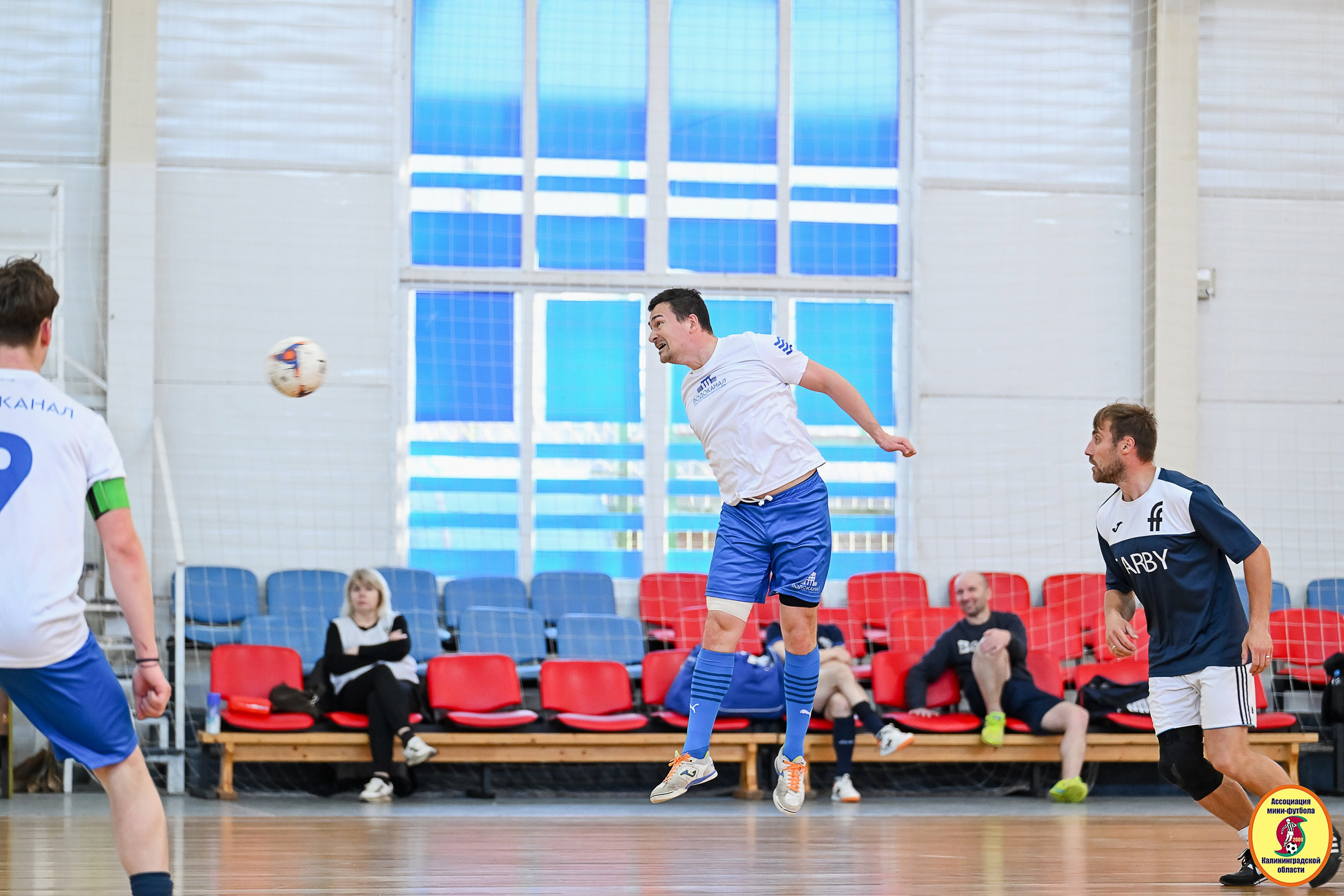 Корпоративная Бизнес Лига по футзалу — Весна 2026. VIBECITY.RU Вайб Сити Ру Фоторепортажи Фотоотчеты Калининград